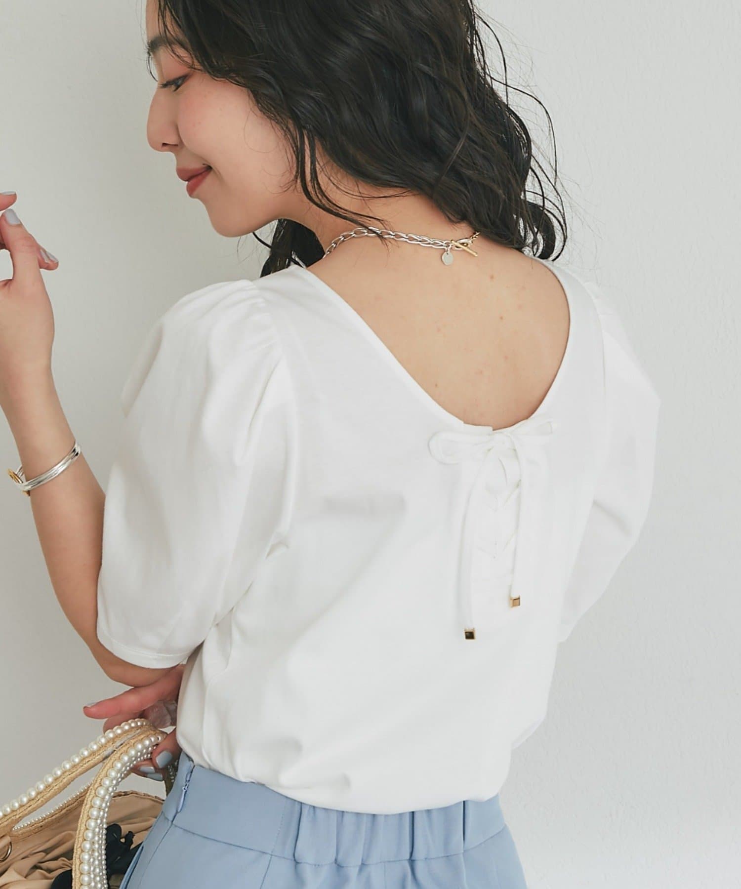 La boutique BonBon(ラブティックボンボン) 【キュートなバックシャン】バックレースアップカットソー