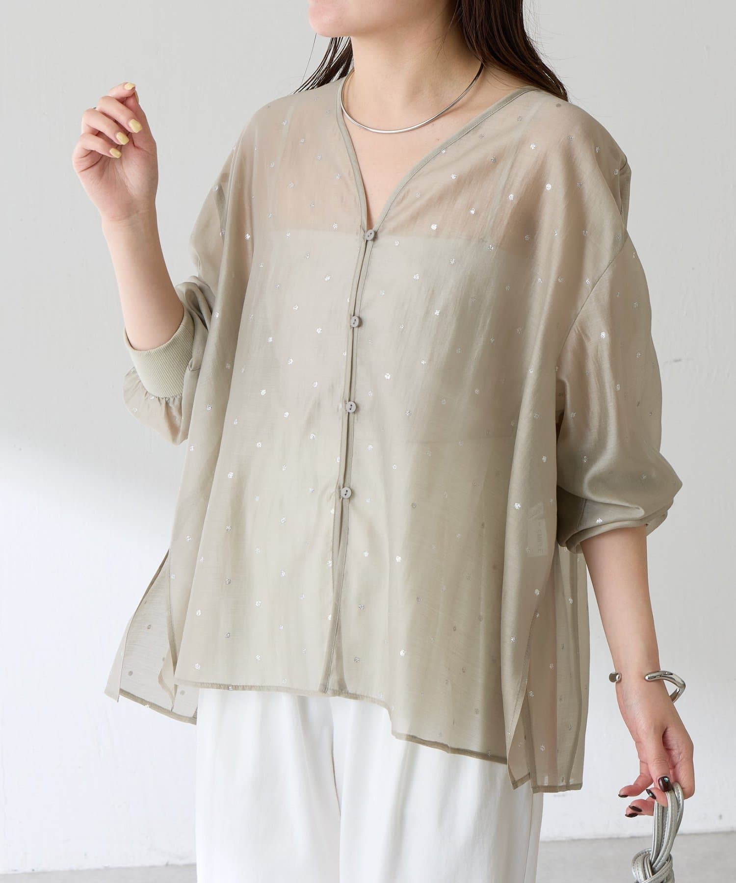 COLLAGE GALLARDAGALANTE(コラージュ ガリャルダガランテ) 【ロングシーズン使える】シアードットシャツ