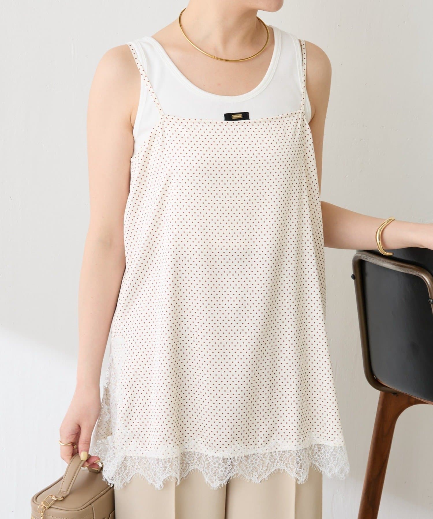 COLLAGE GALLARDAGALANTE(コラージュ ガリャルダガランテ) 【トレンドアイテム】レース付ドットキャミソール