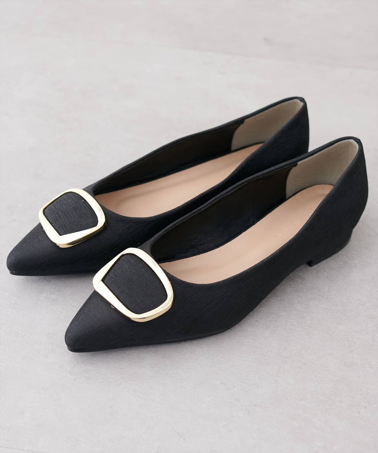 natural couture(ナチュラルクチュール) バックルポイントパンプス