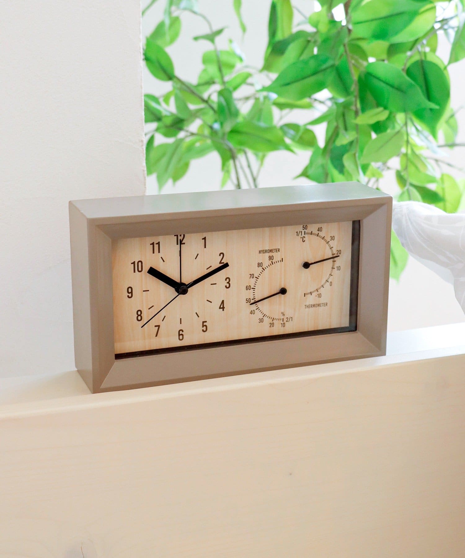 3COINS(スリーコインズ) 湿温度計付置き時計