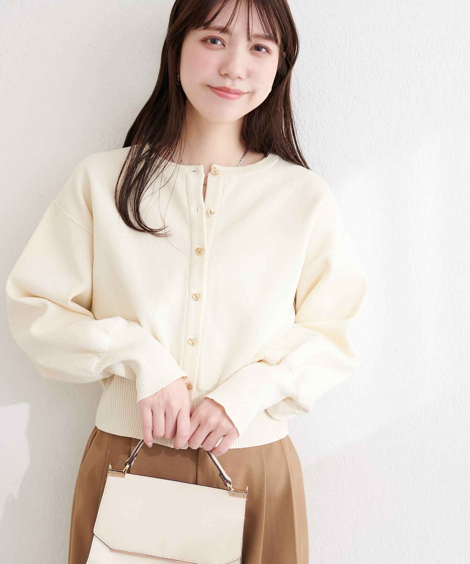 natural couture(ナチュラルクチュール) お家で洗えるちびハート釦カーディガン