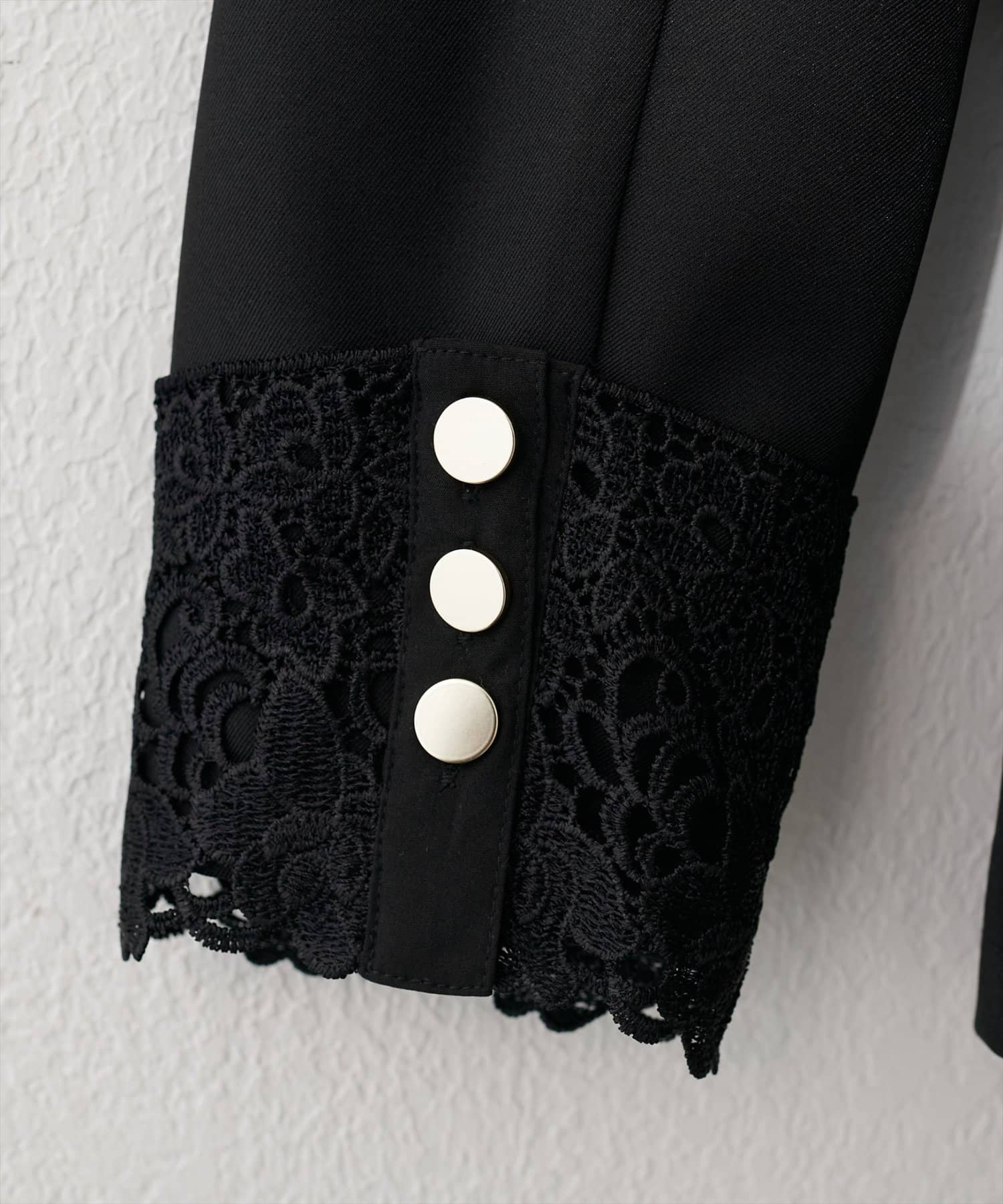 natural couture(ナチュラルクチュール) 袖口レース付きジャケット