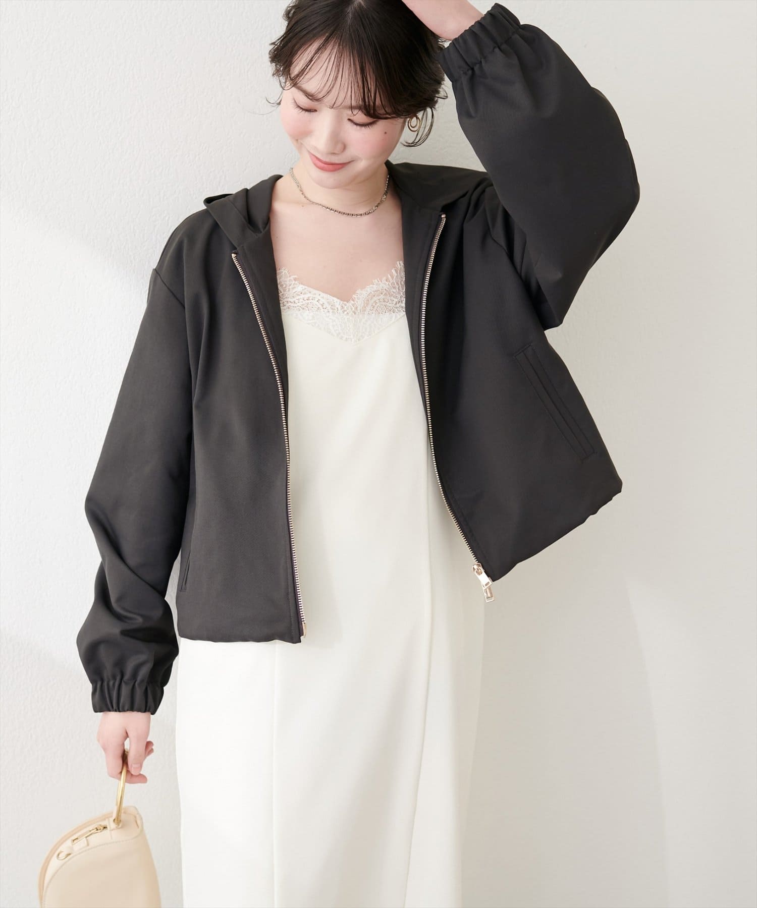 natural couture(ナチュラルクチュール) フード付きショート丈ブルゾン