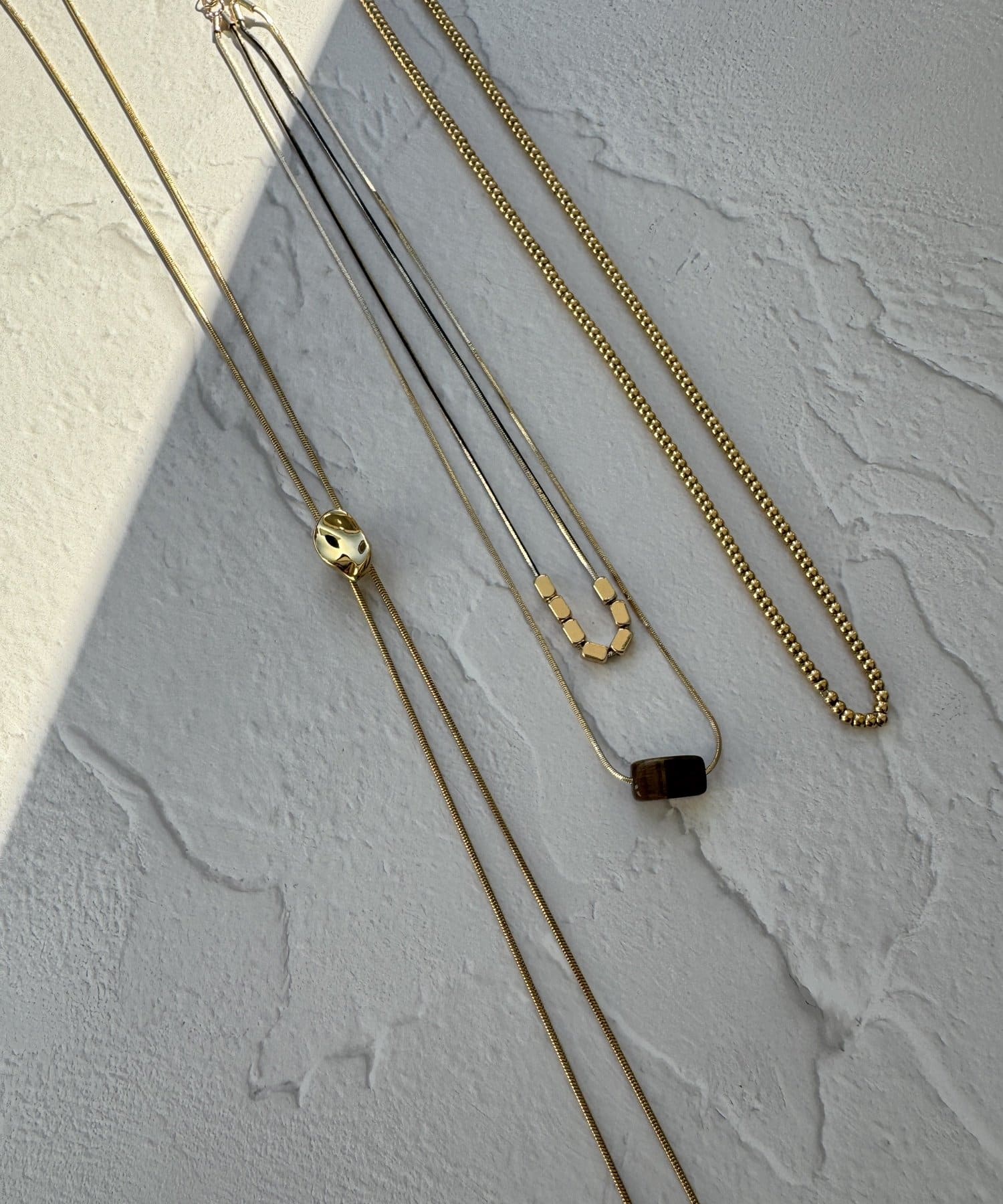 Lattice(ラティス) 【LesSignes】天然石風ネックレス