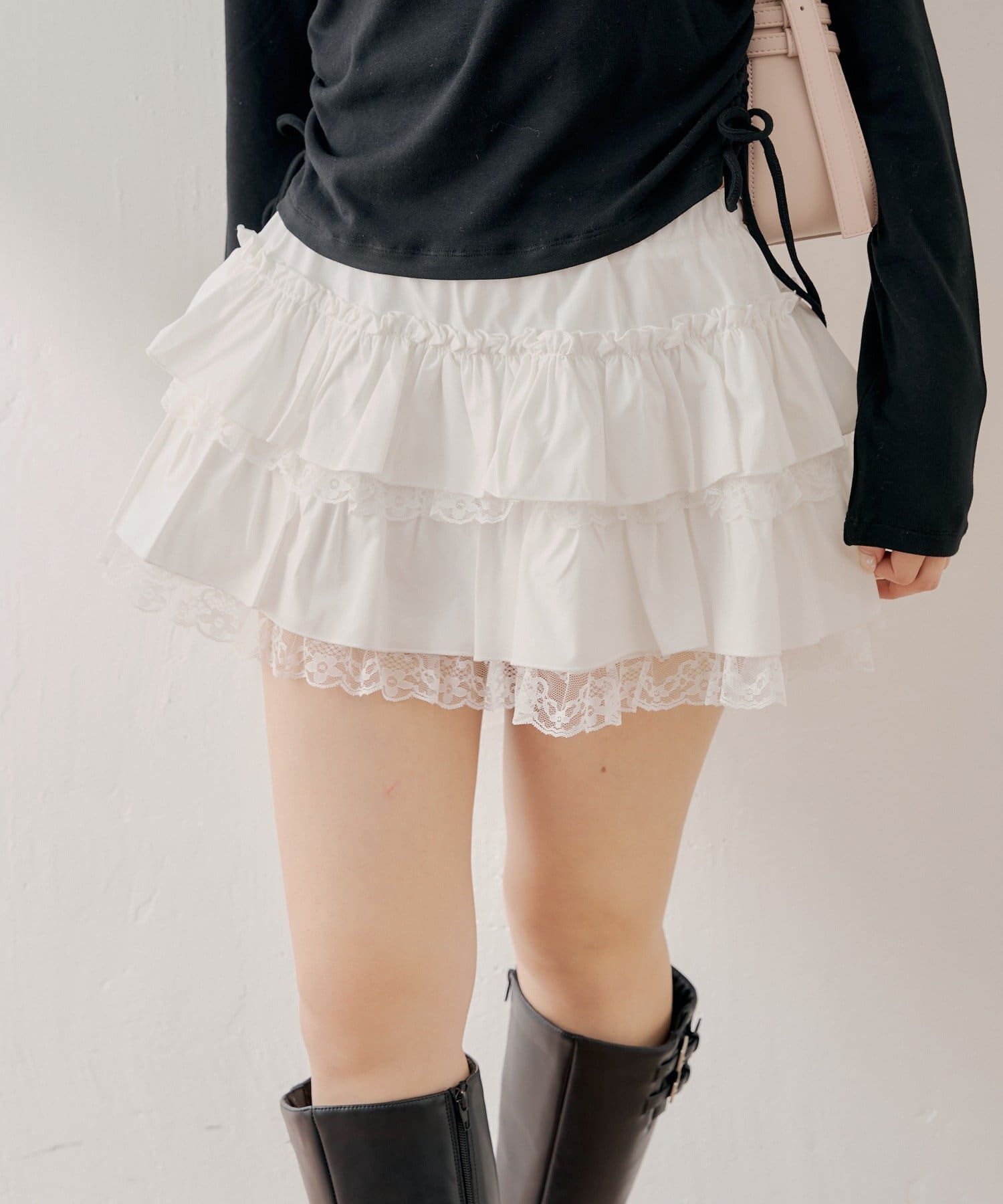 Chico(チコ) ローウエストティアードレースミニスカート