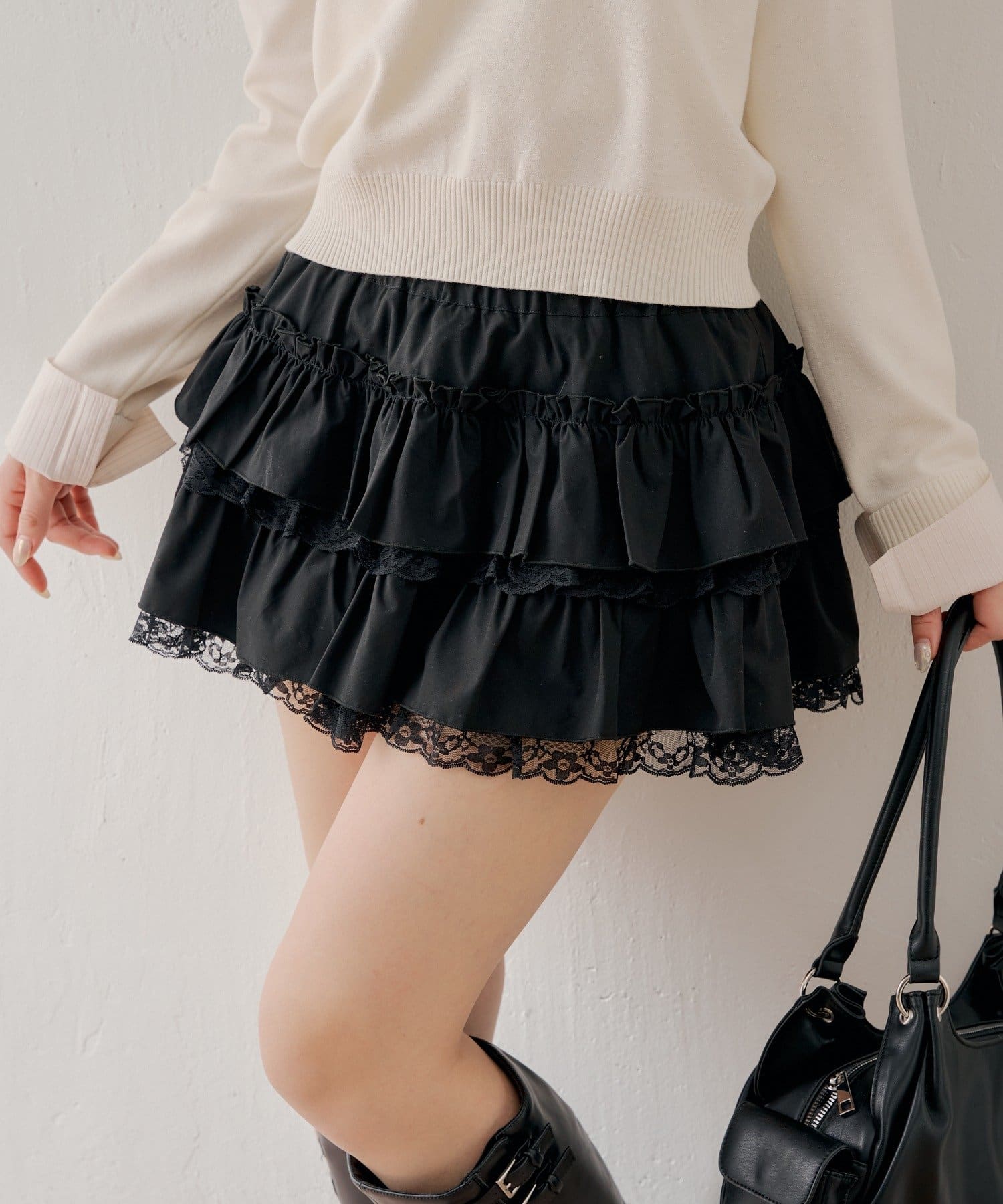 Chico(チコ) ローウエストティアードレースミニスカート