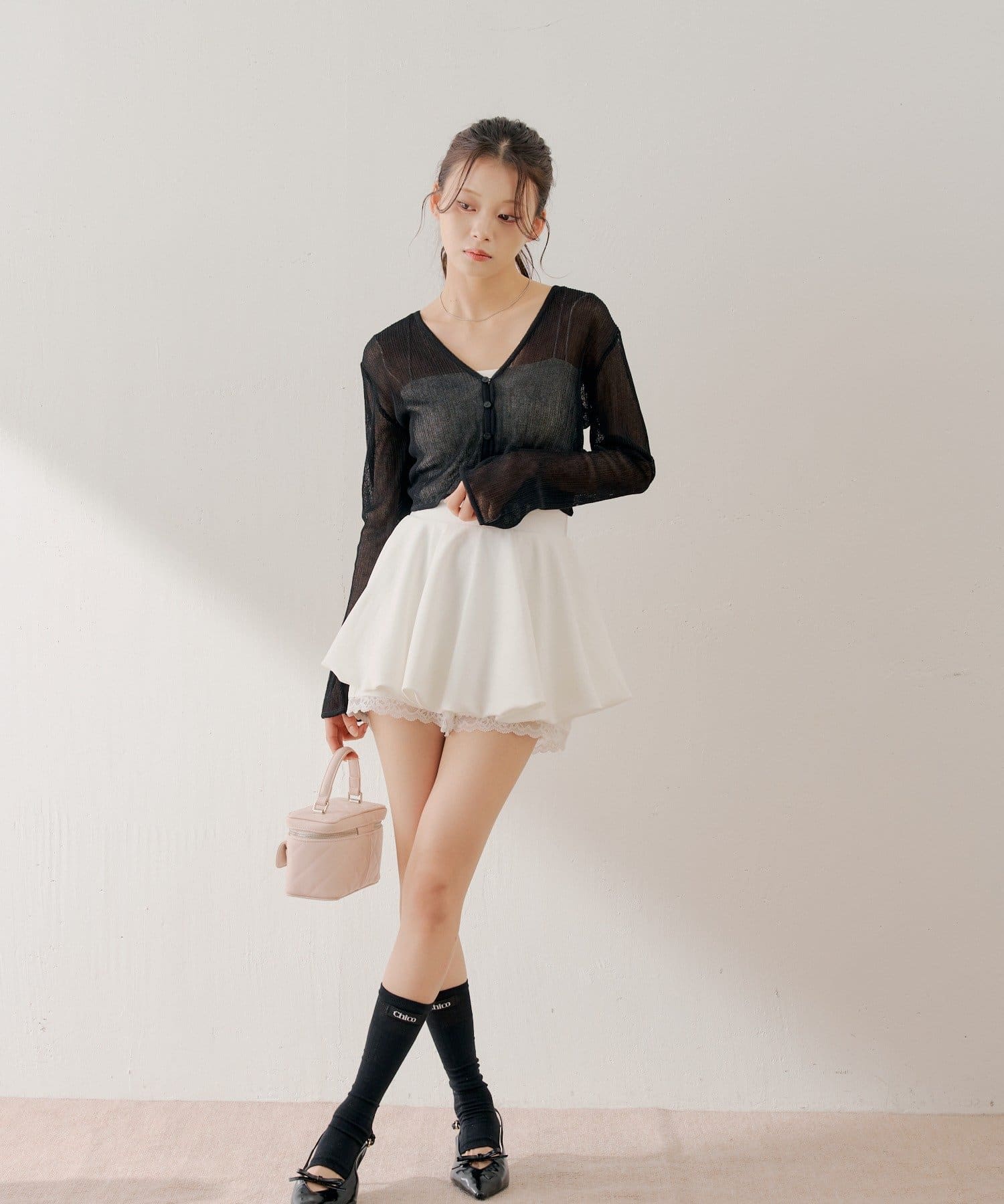 Chico(チコ) 【3/12(木) 0:00～予約開始】バックドロストシアーカーディガン