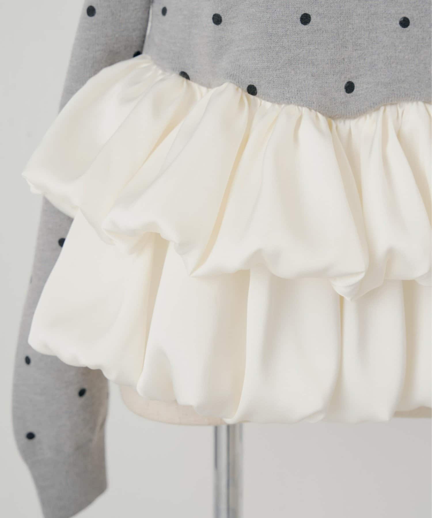 Chico(チコ) 【SALON by Chico】ドットバルーンペプラムパワショルニット