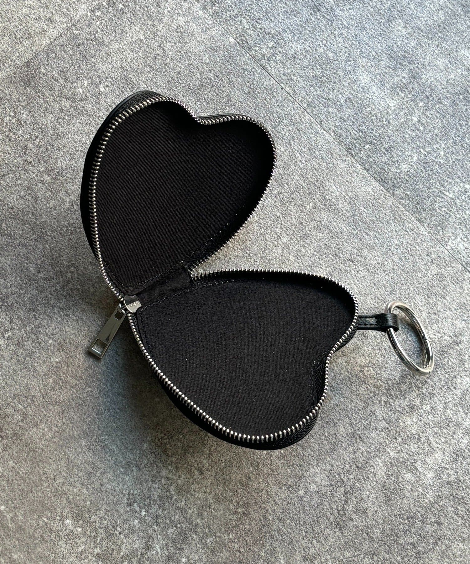 DOUDOU(ドゥドゥ) ハートポーチ