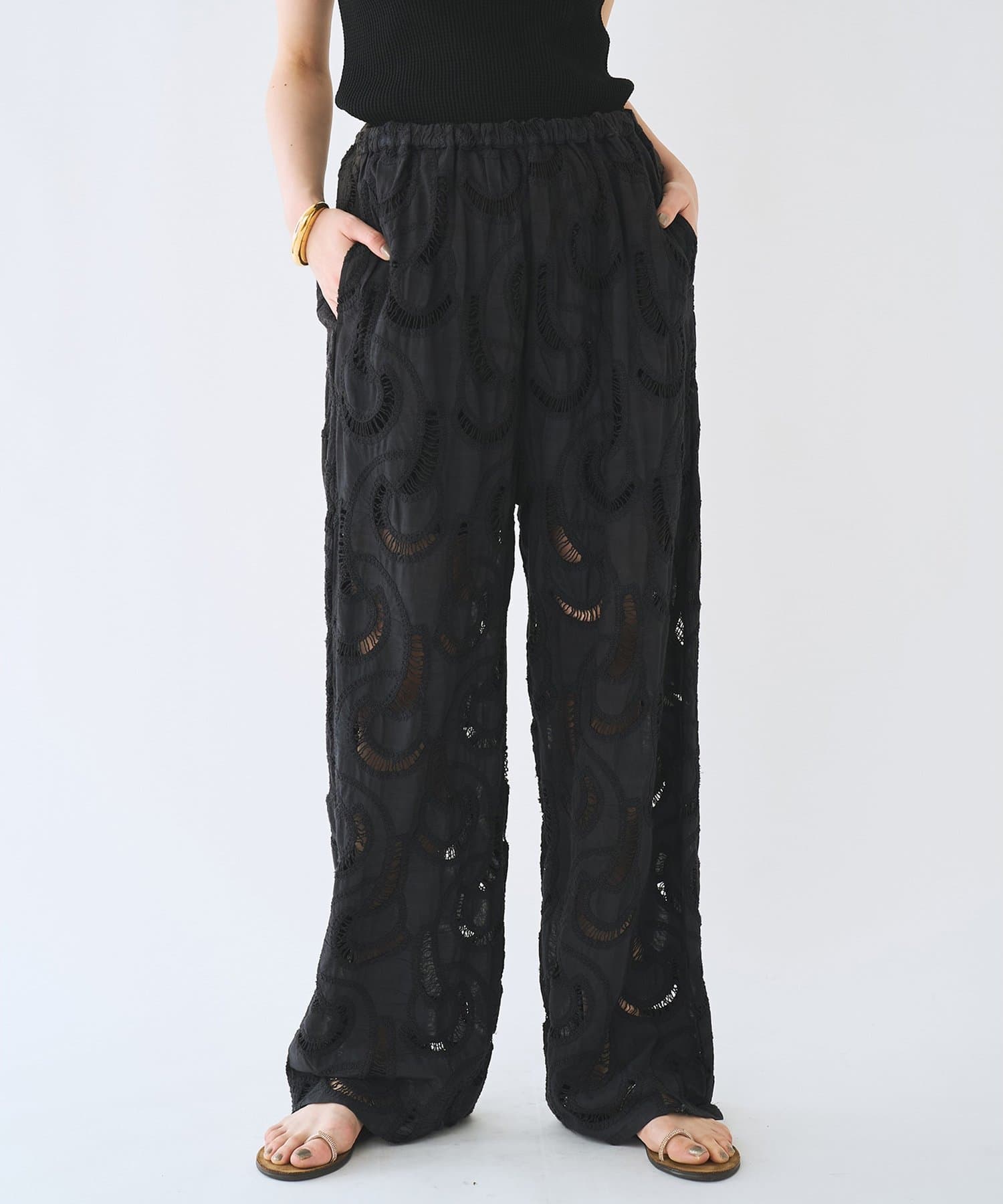 Whim Gazette(ウィム ガゼット) 【WEB限定】エンブロイダリーパンツ