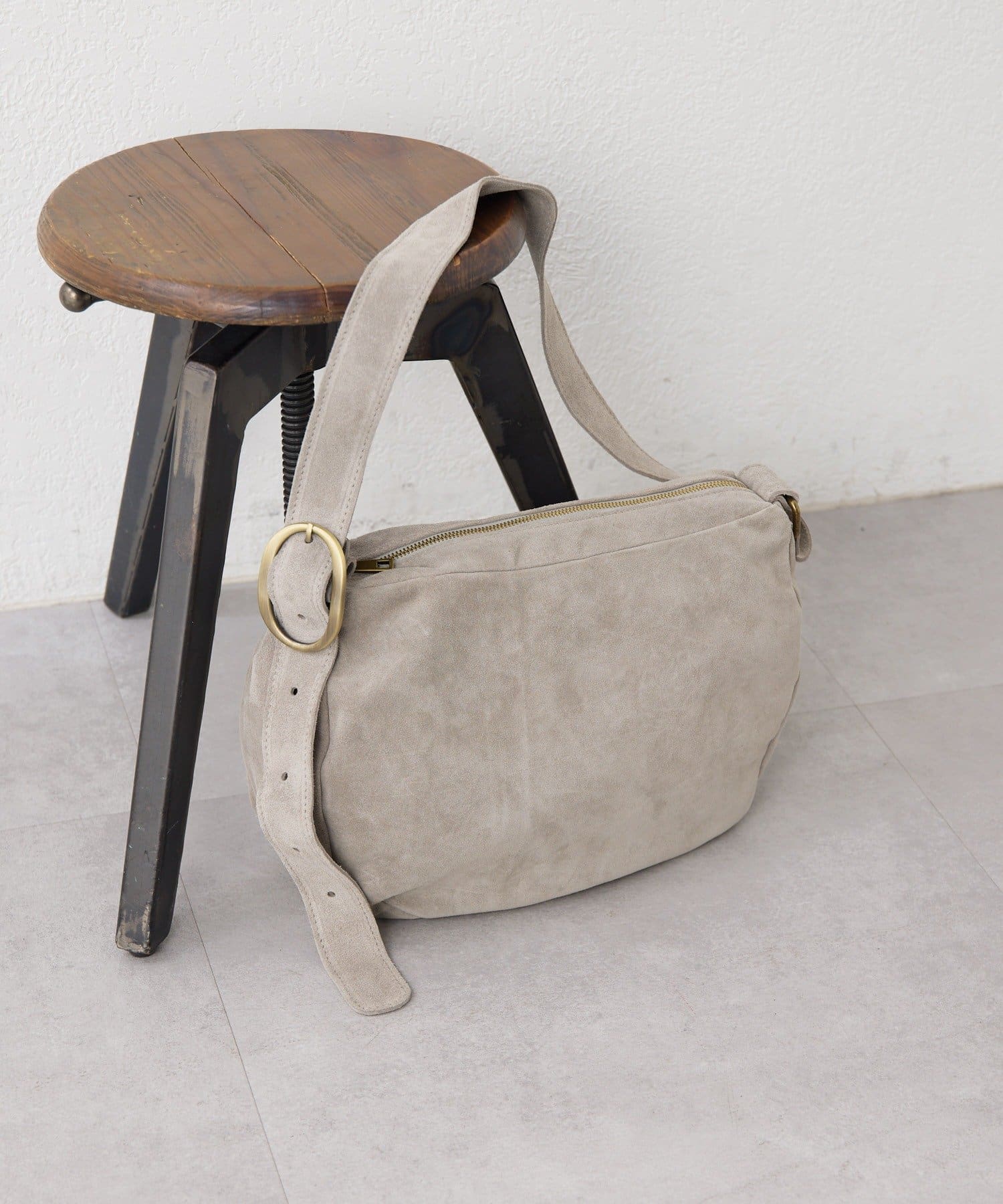 ear PAPILLONNER(イア パピヨネ) 《ear別注》【B#AG(バッグ)】スエードワンハンドルバッグ