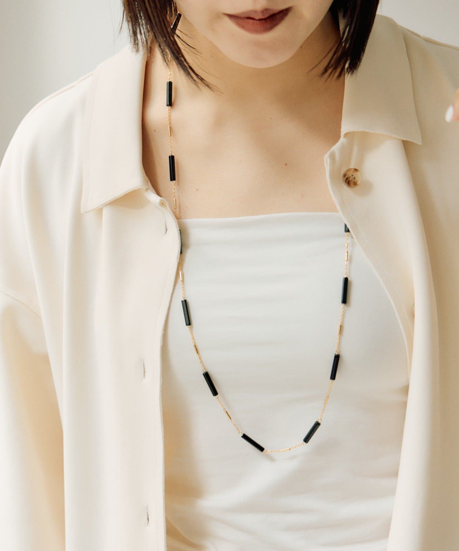 ear PAPILLONNER(イア パピヨネ) 《金属アレルギー対応/ステンレス》スクエアビーズロングネックレス