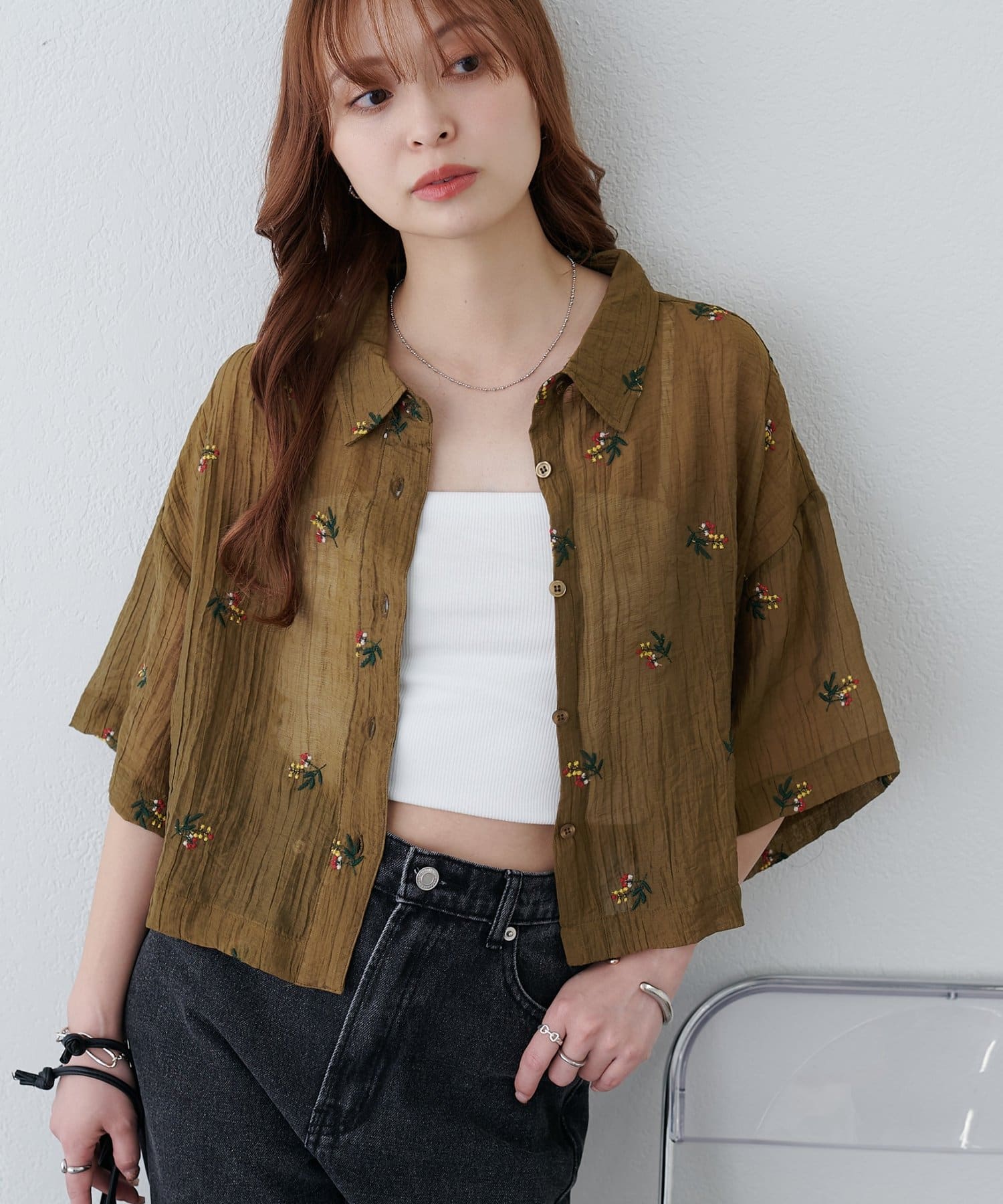 DISCOAT(ディスコート) 【WEB限定】刺繍シアークロップドシャツ
