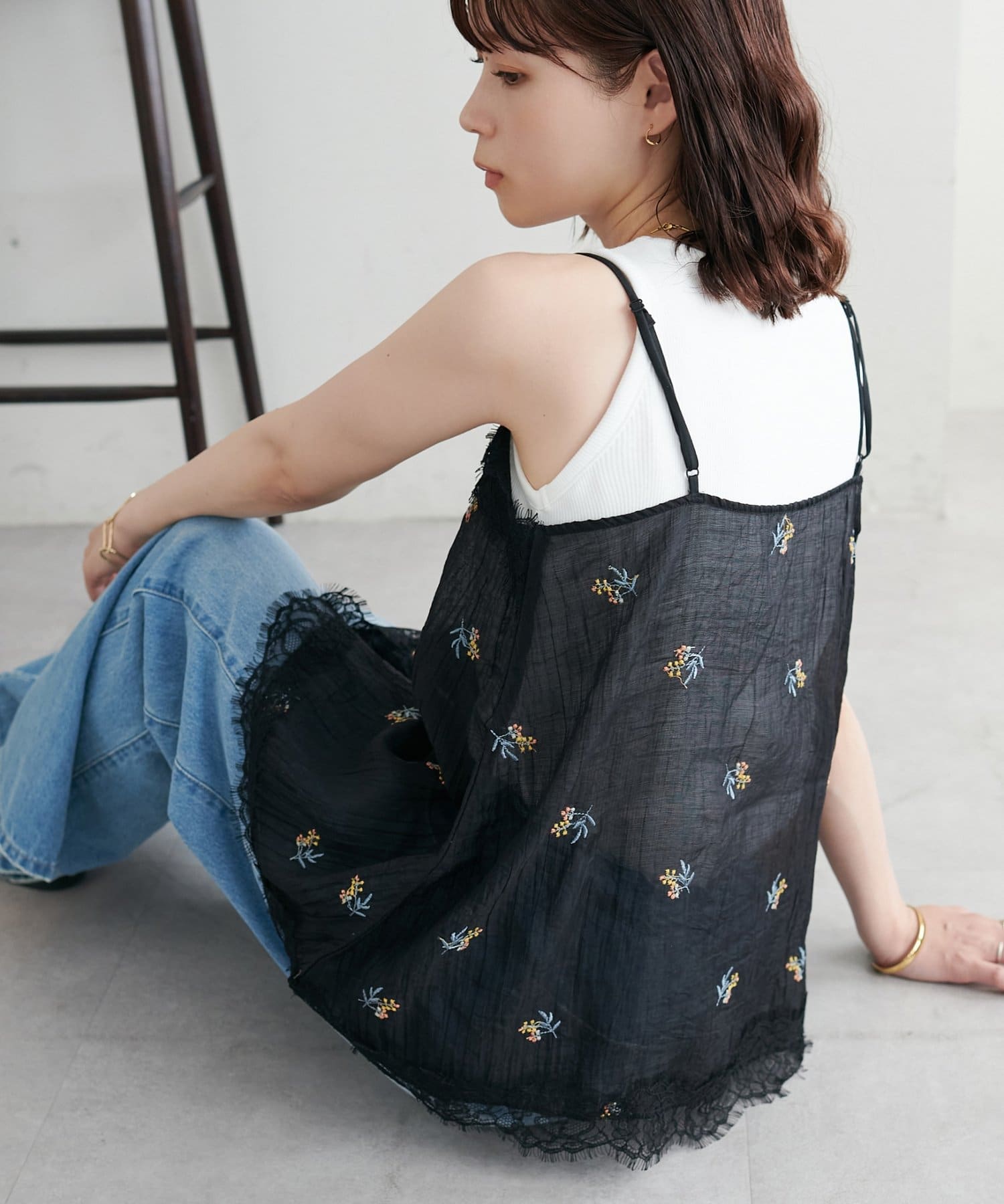 DISCOAT(ディスコート) WEB限定刺繍シアーキャミソール