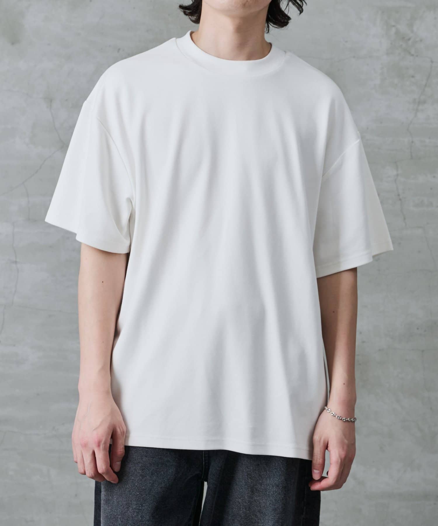 COLONY 2139(コロニー トゥーワンスリーナイン) ピーチソフトタッチTシャツ