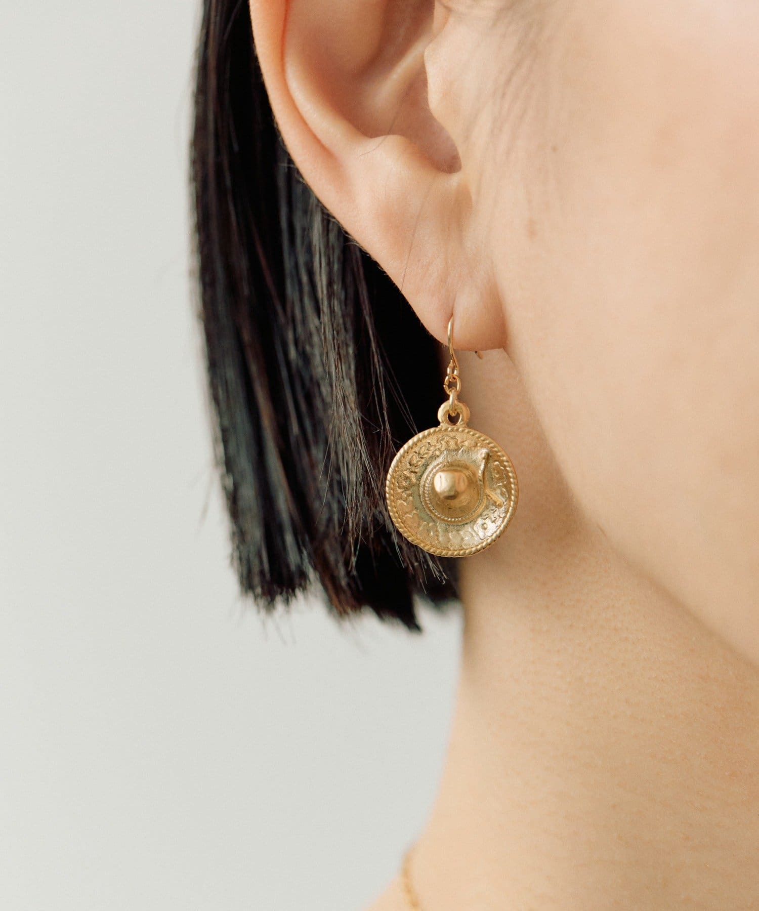 ear PAPILLONNER(イア パピヨネ) 《WEB＆一部店舗限定》ハットコンビピアス