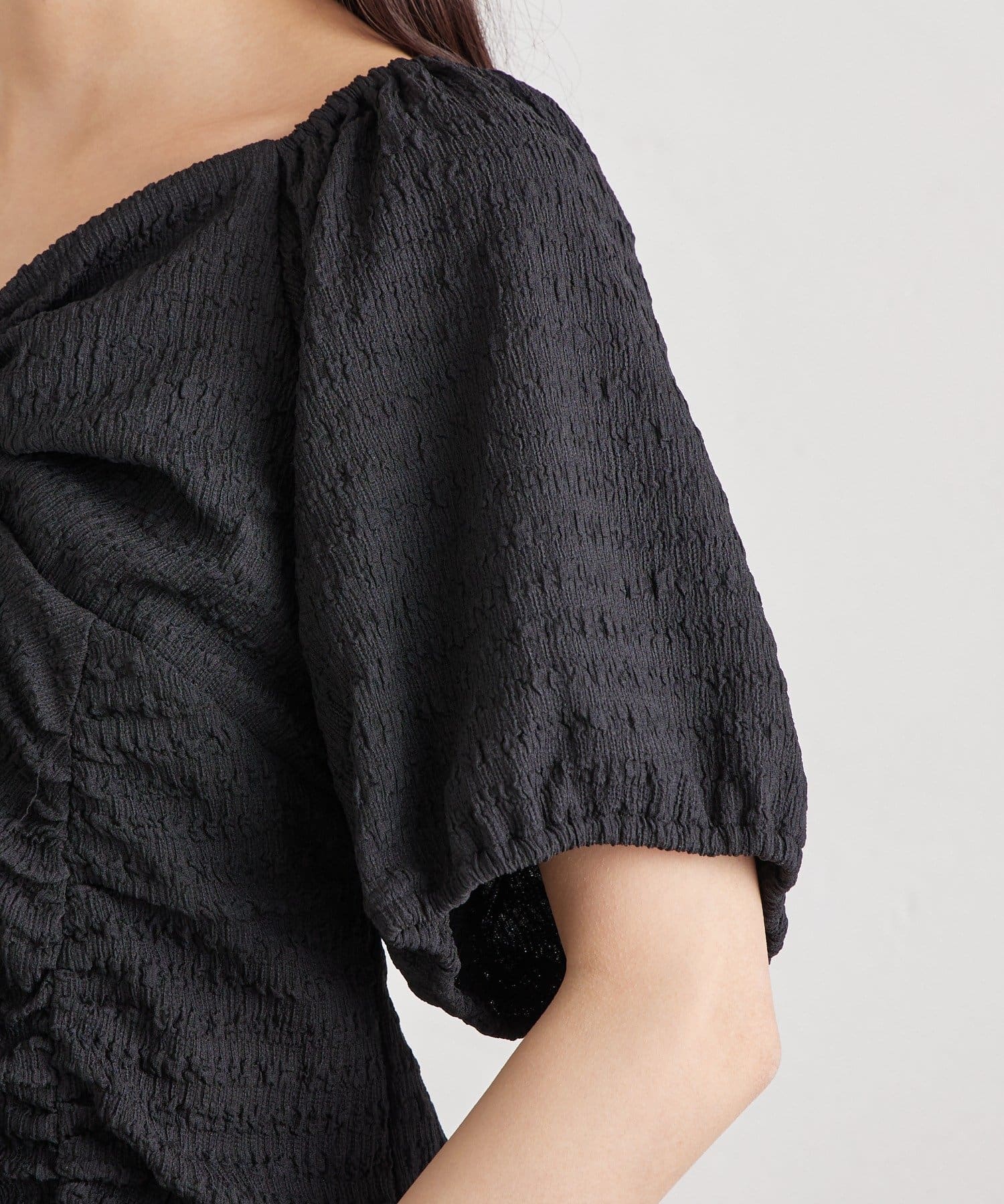 mystic(ミスティック) ハートネックパフブラウス