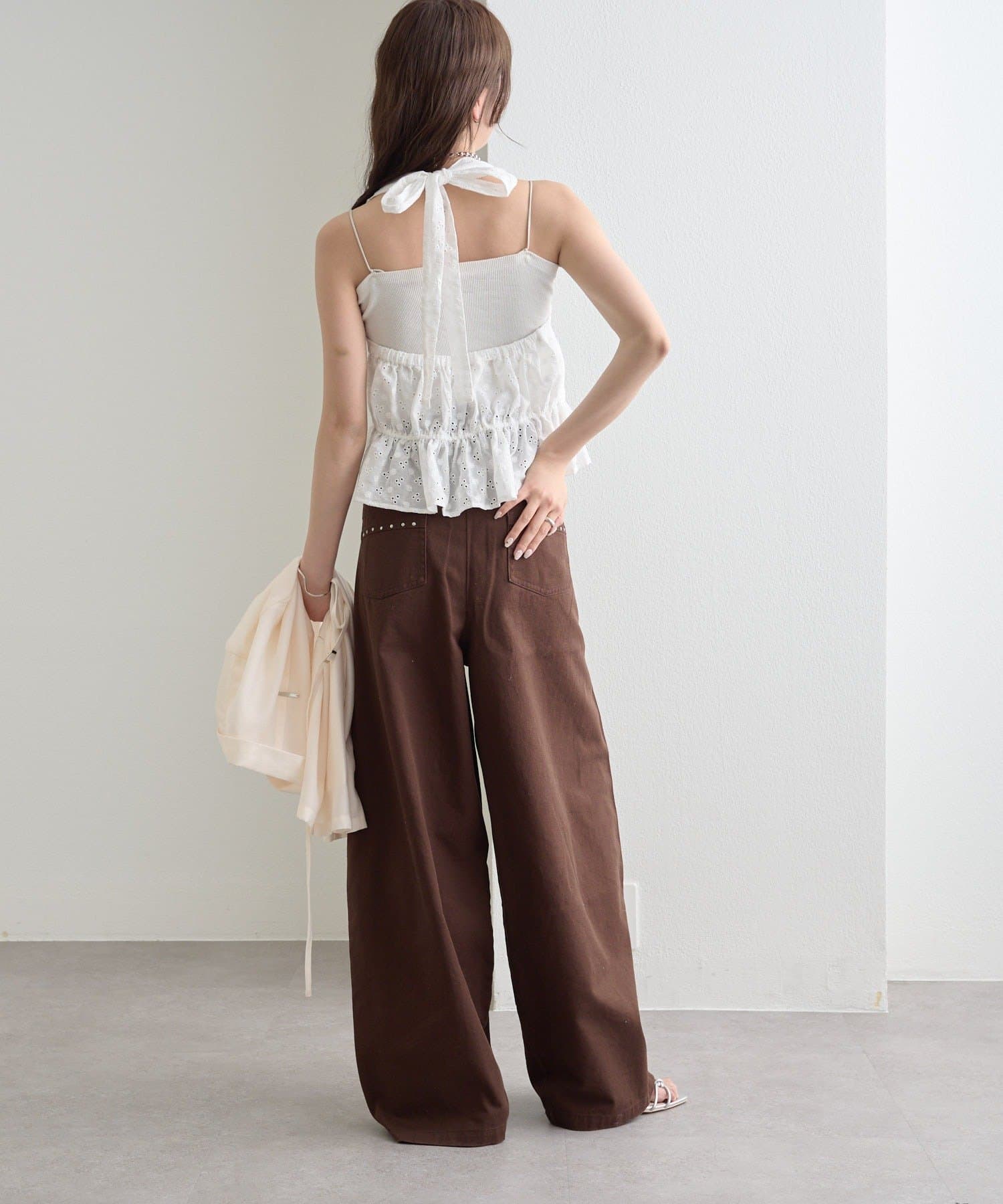 mystic(ミスティック) スタッズツイルパンツ