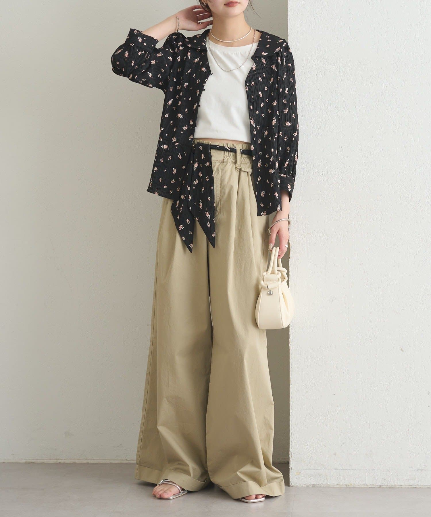 mystic(ミスティック) 《リボンでアレンジ自在》マルチリボンブラウス