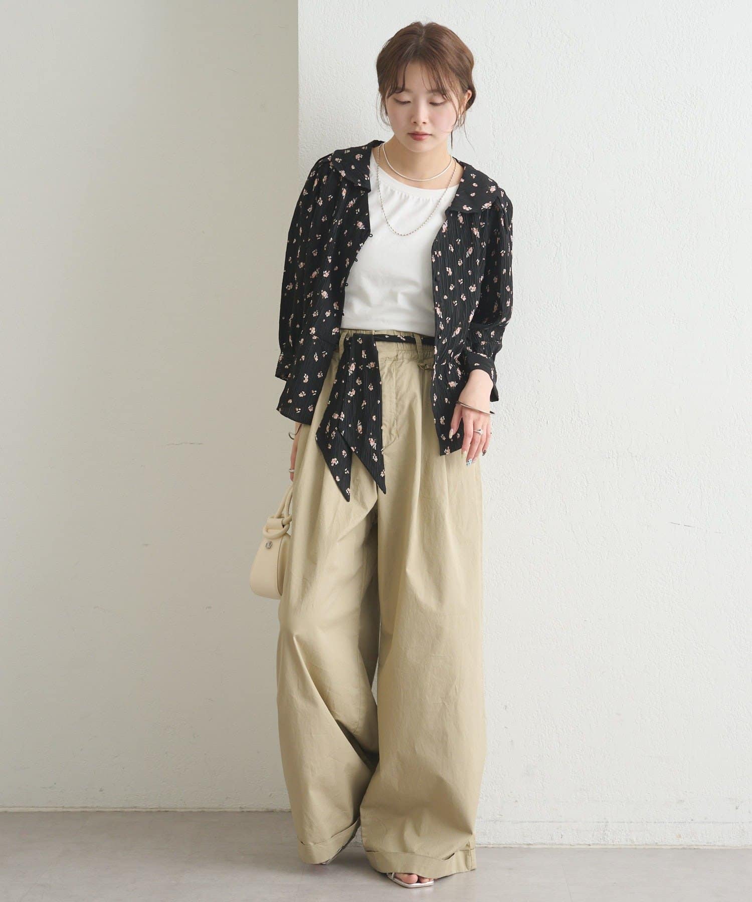 mystic(ミスティック) 《リボンでアレンジ自在》マルチリボンブラウス