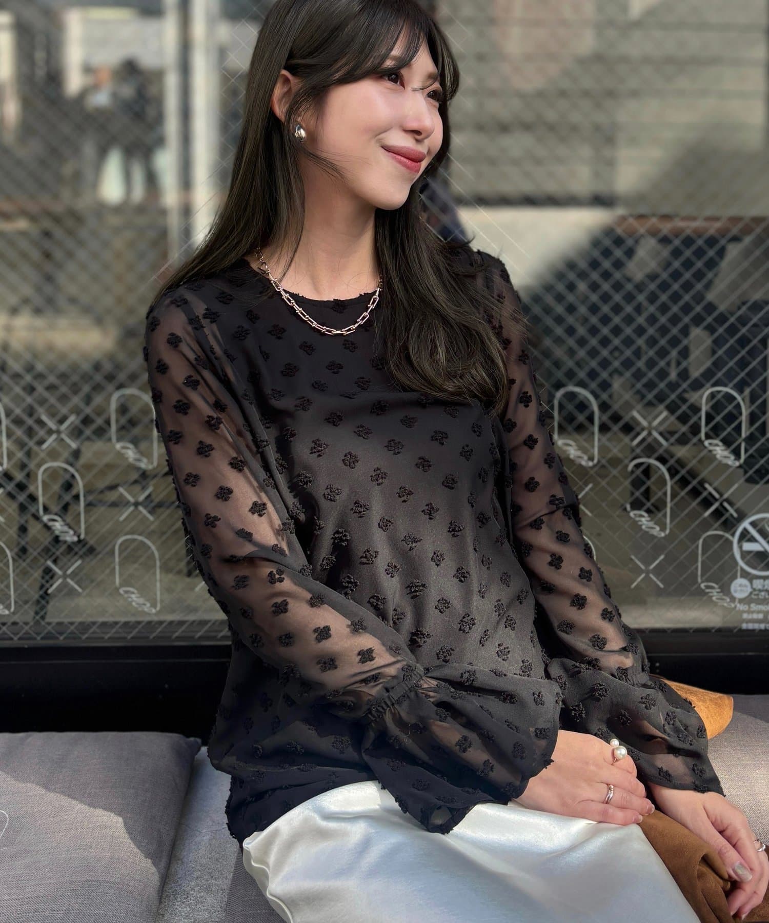 LARUTA(ラルータ) [Yurie企画］フラワードット柄ジャガードシアーブラウス