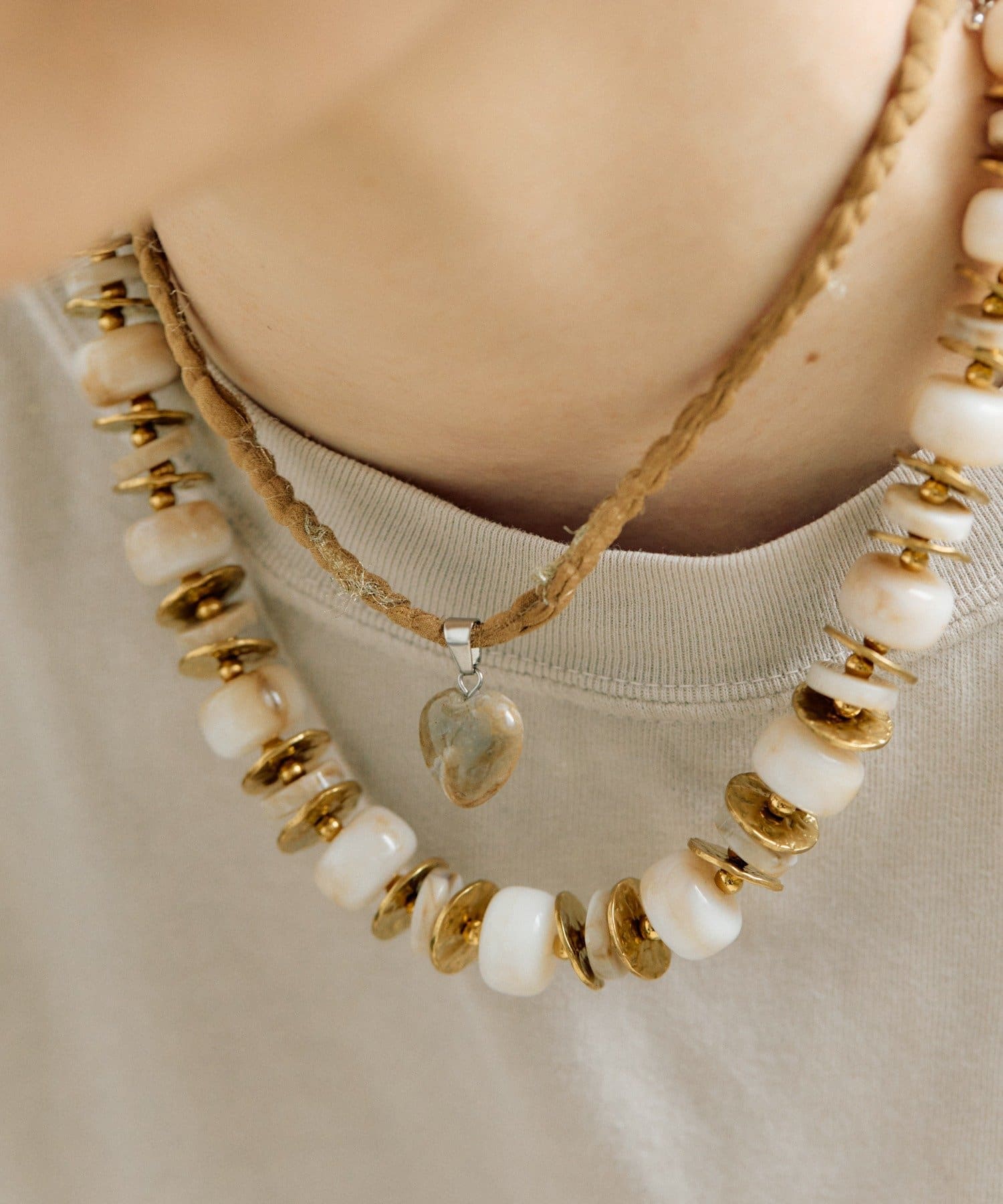 ear PAPILLONNER(イア パピヨネ) ハートストーンネックレス