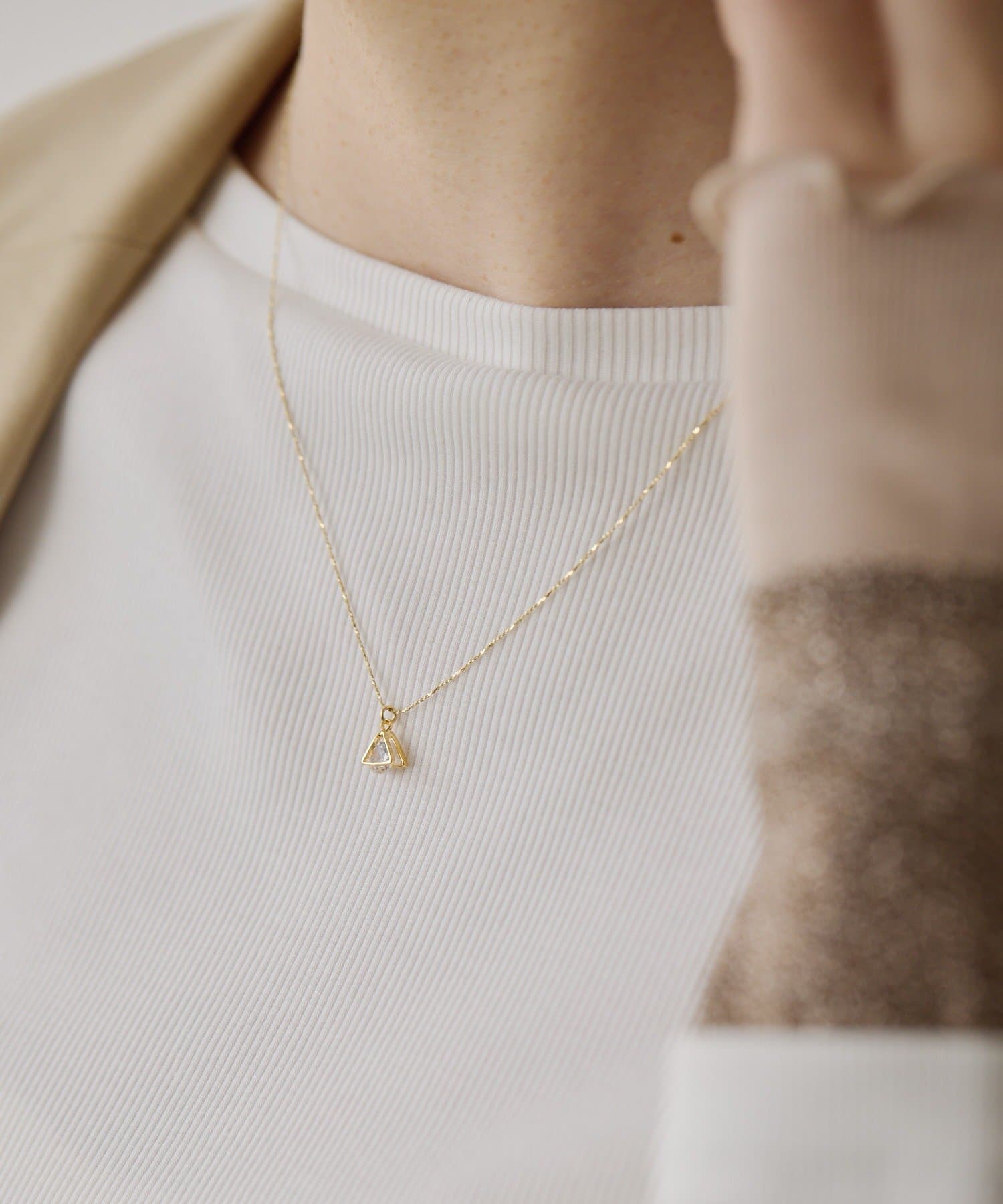 ear PAPILLONNER(イア パピヨネ) 三角×ジルコニアネックレス