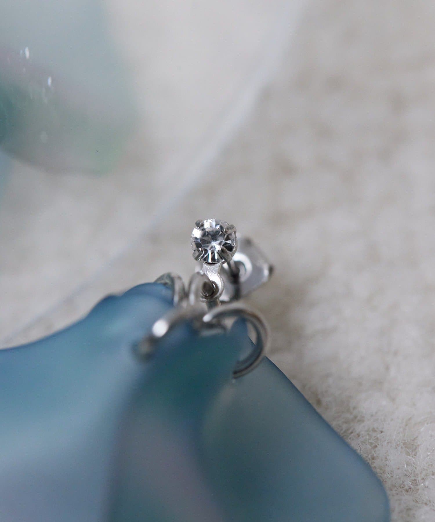 ear PAPILLONNER(イア パピヨネ) グラデフラワーピアス