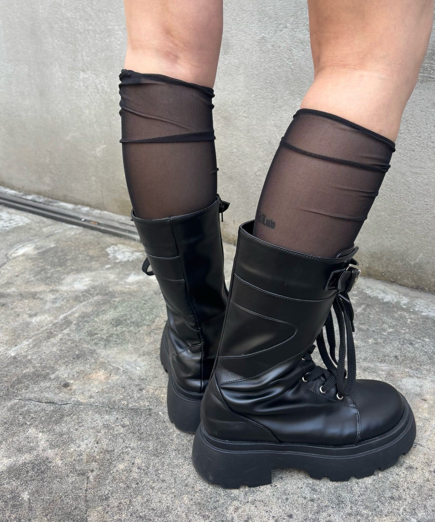 WHO’S WHO gallery(フーズフーギャラリー) シースルーハイソックス