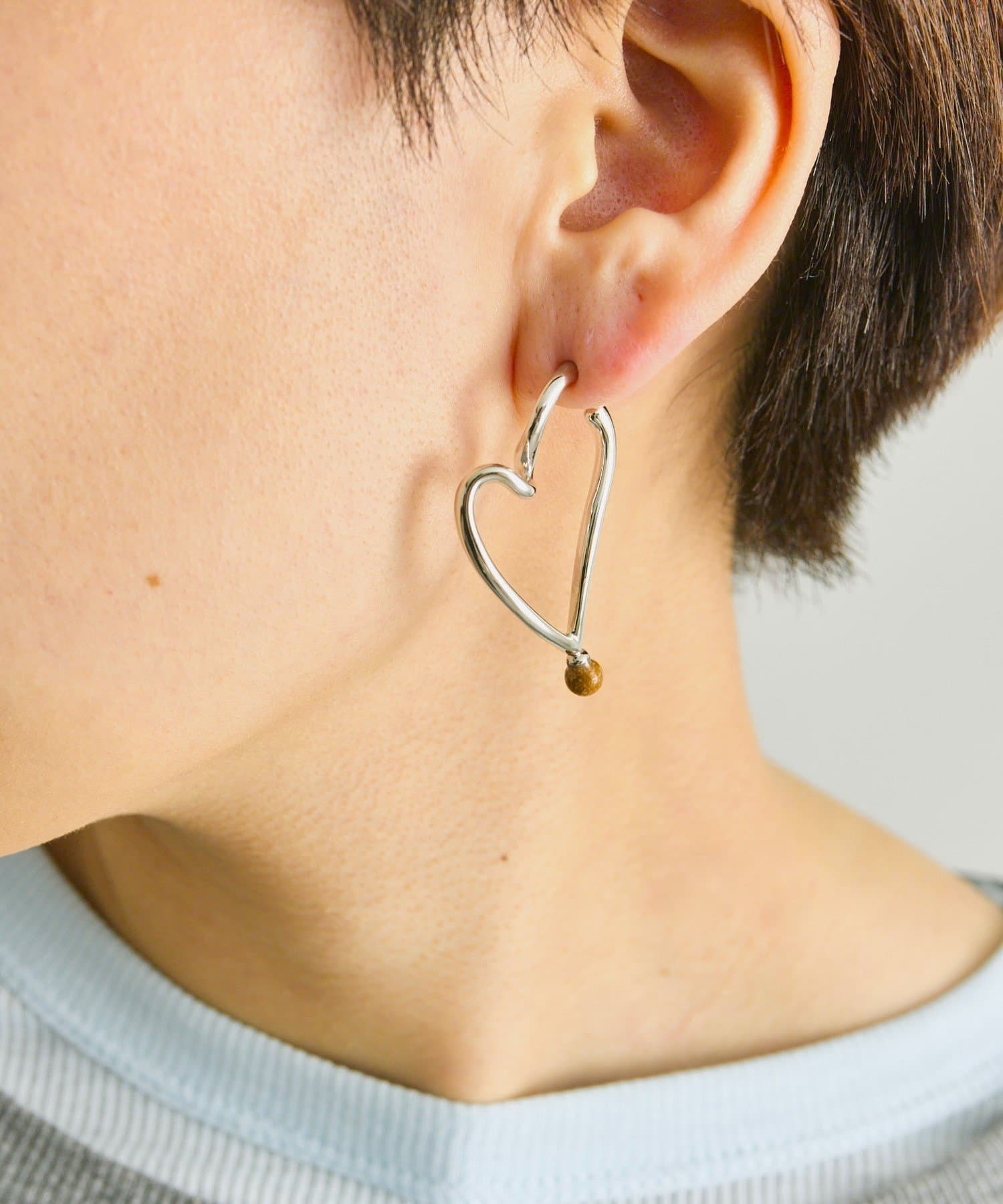 ear PAPILLONNER(イア パピヨネ) ワンポイントハートフープピアス