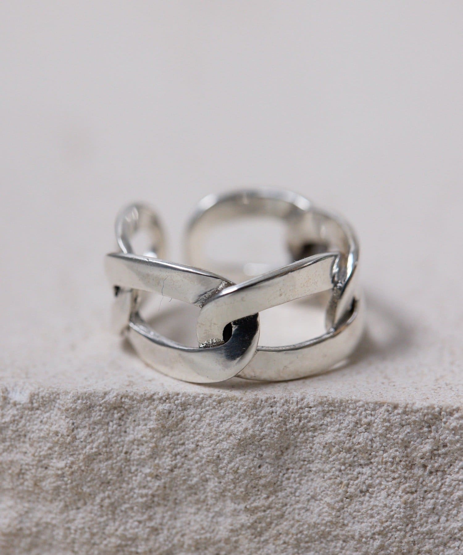 ear PAPILLONNER(イア パピヨネ) 《スターリングシルバー使用》太チェーンスタイルリング