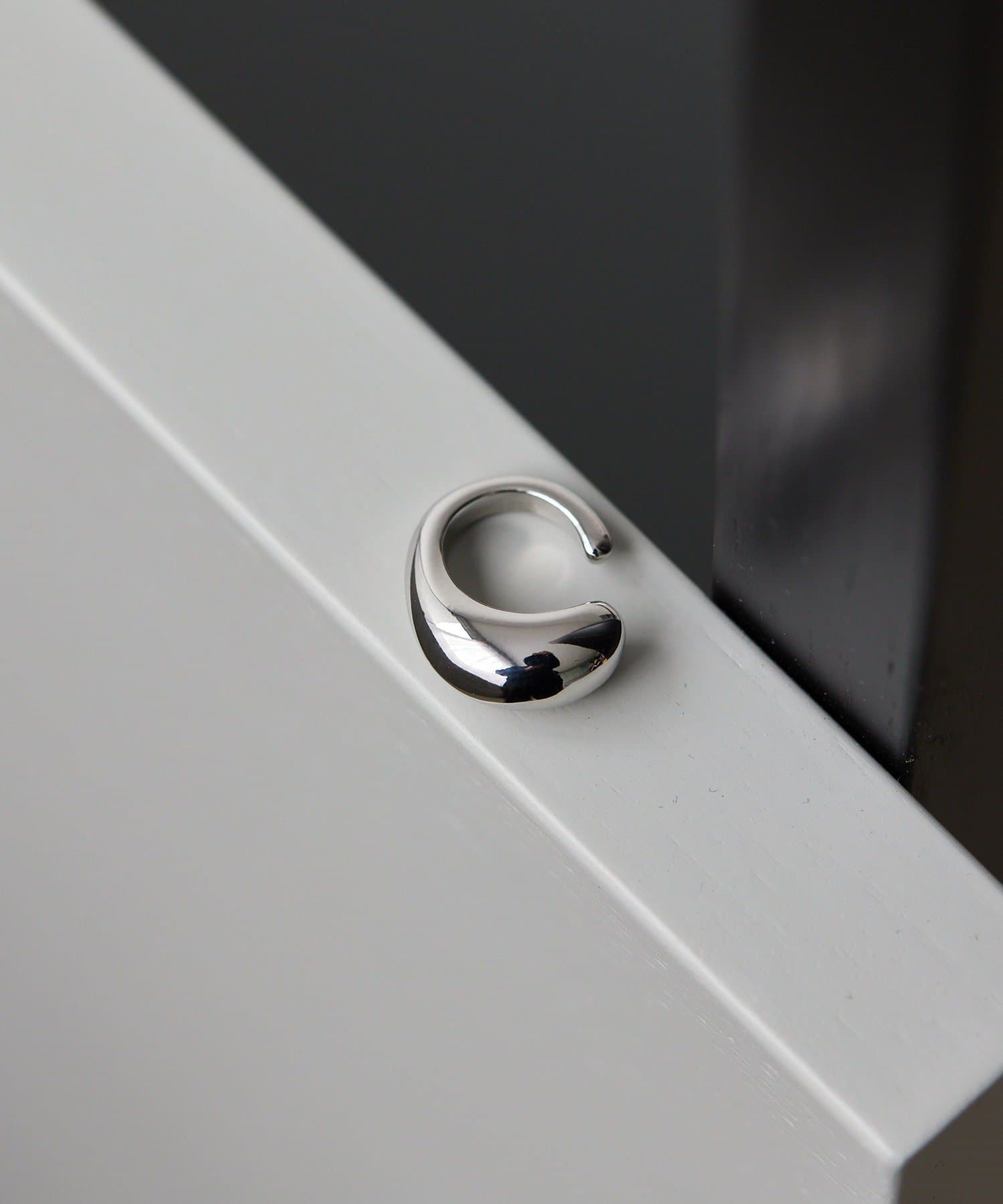 ear PAPILLONNER(イア パピヨネ) 【ouchi企画】スムースフープイヤーカフ