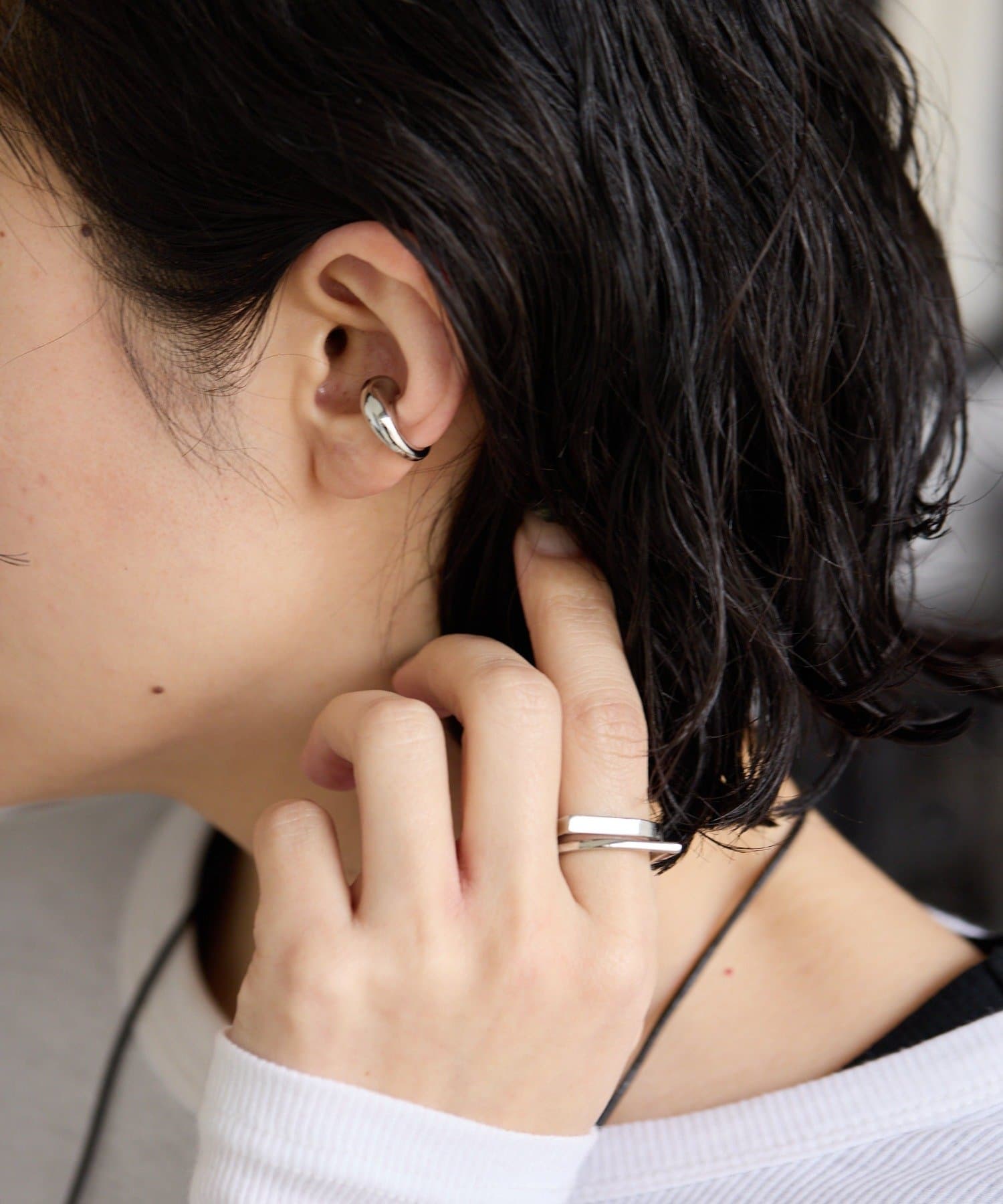 ear PAPILLONNER(イア パピヨネ) 【ouchi企画】スムースフープイヤーカフ