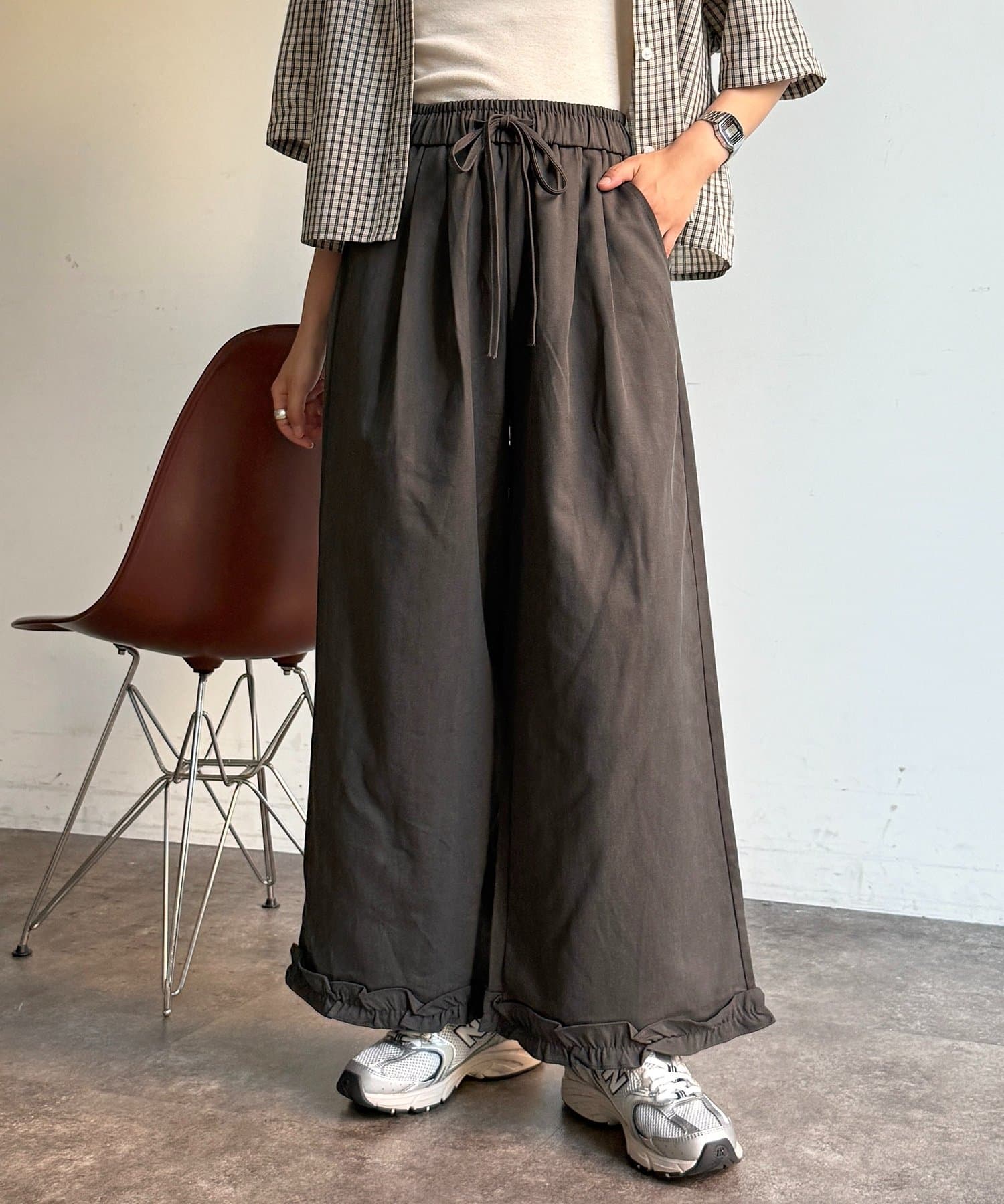 CPCM(シーピーシーエム) 裾フリルイージーパンツ