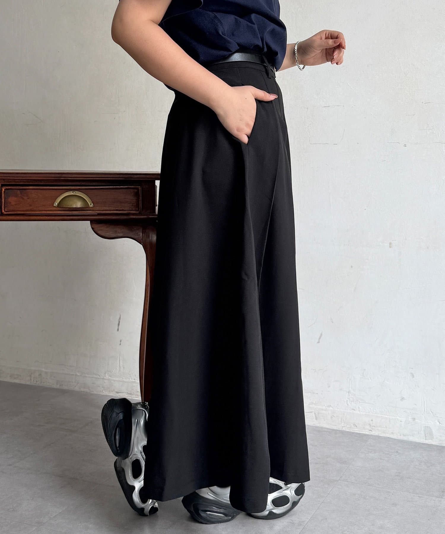 CPCM(シーピーシーエム) ベルト付きプリーツスカート