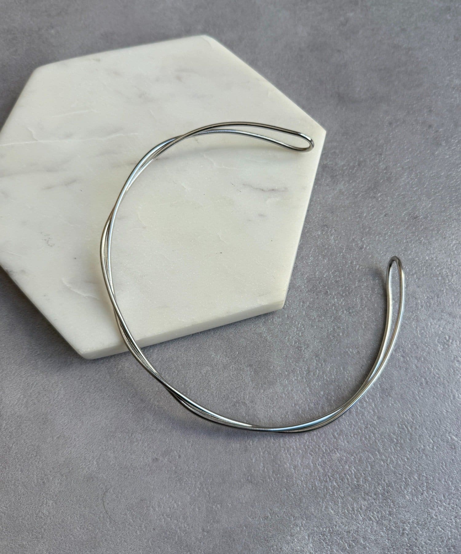 DOUDOU(ドゥドゥ) ウェーブリングチョーカー