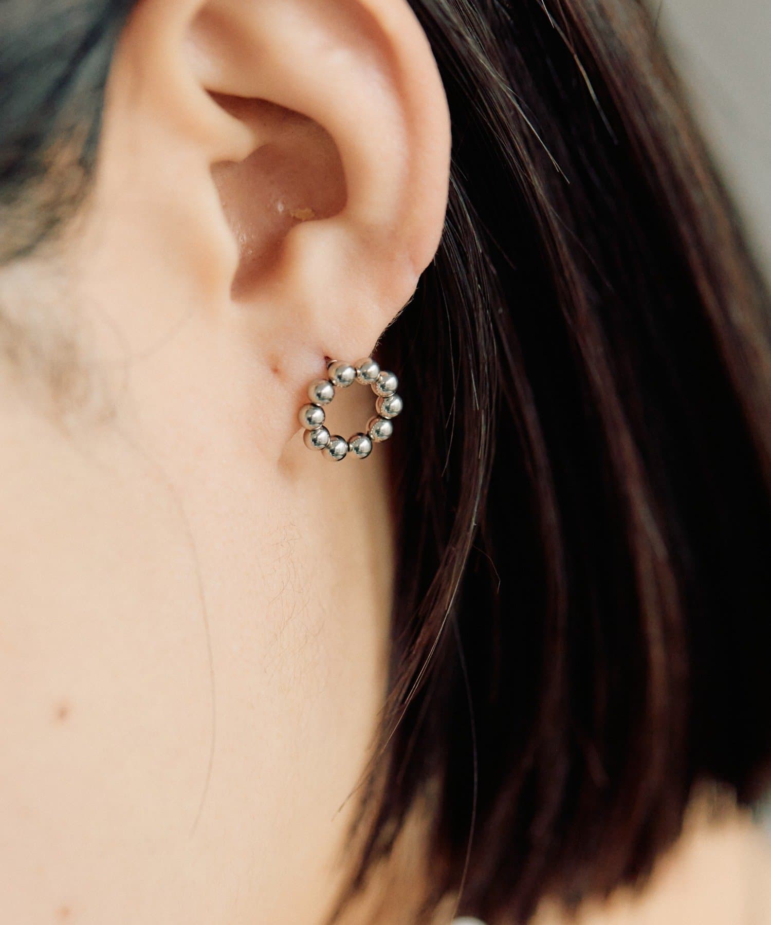 ear PAPILLONNER(イア パピヨネ) 《金属アレルギー対応/ステンレス》ボールサークルピアス