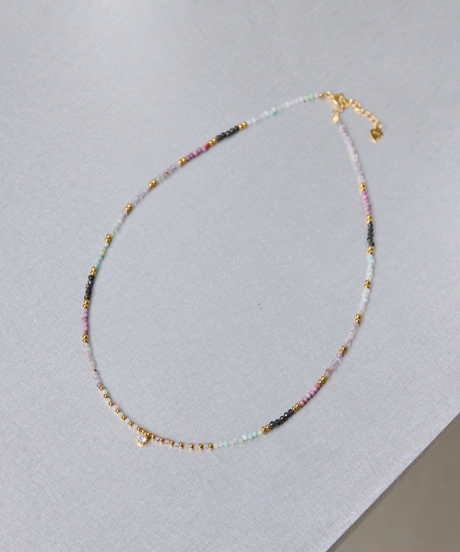 ear PAPILLONNER(イア パピヨネ) 《スターリングシルバー使用》グラデストーンネックレス