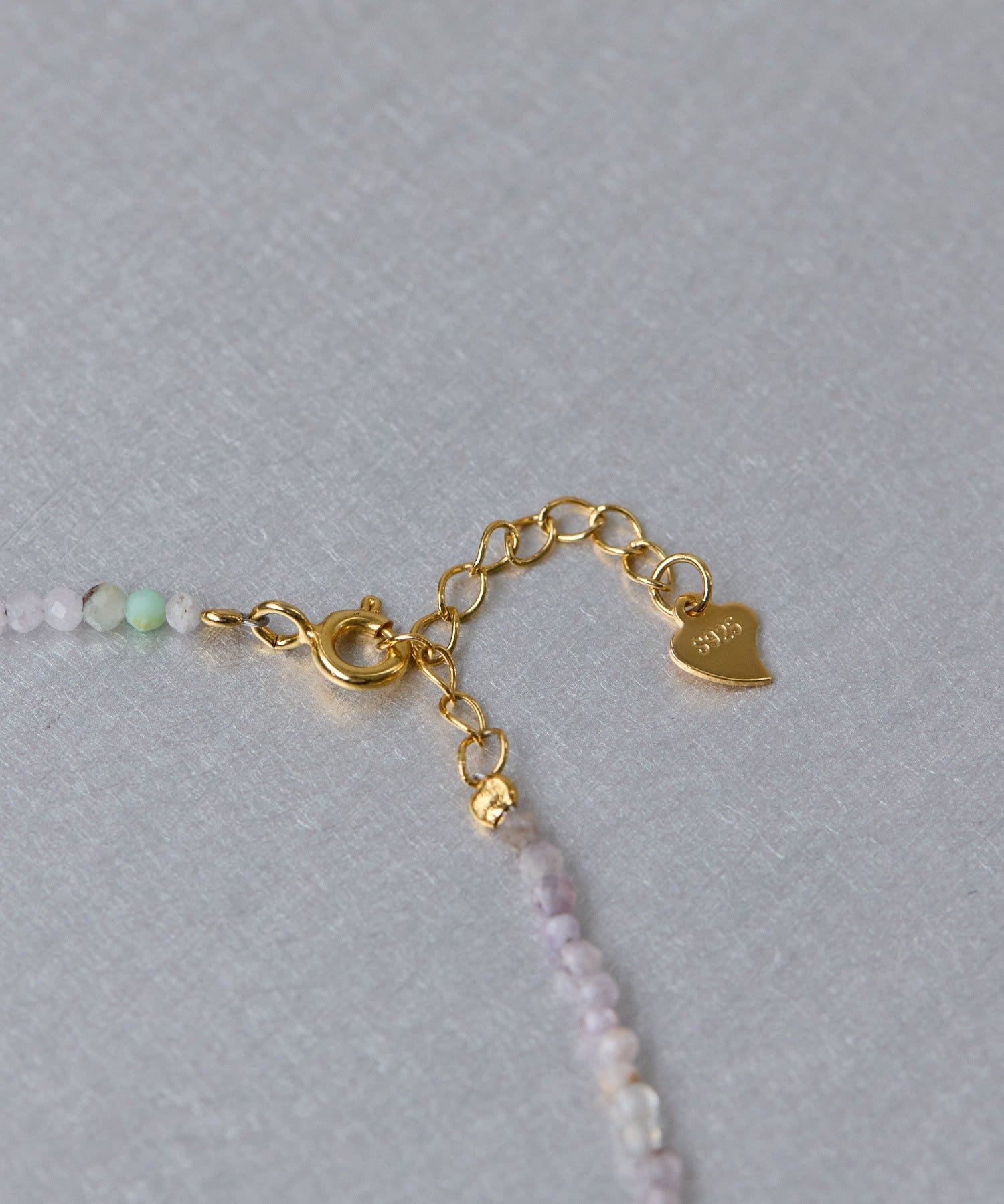 ear PAPILLONNER(イア パピヨネ) 《スターリングシルバー使用》グラデストーンネックレス