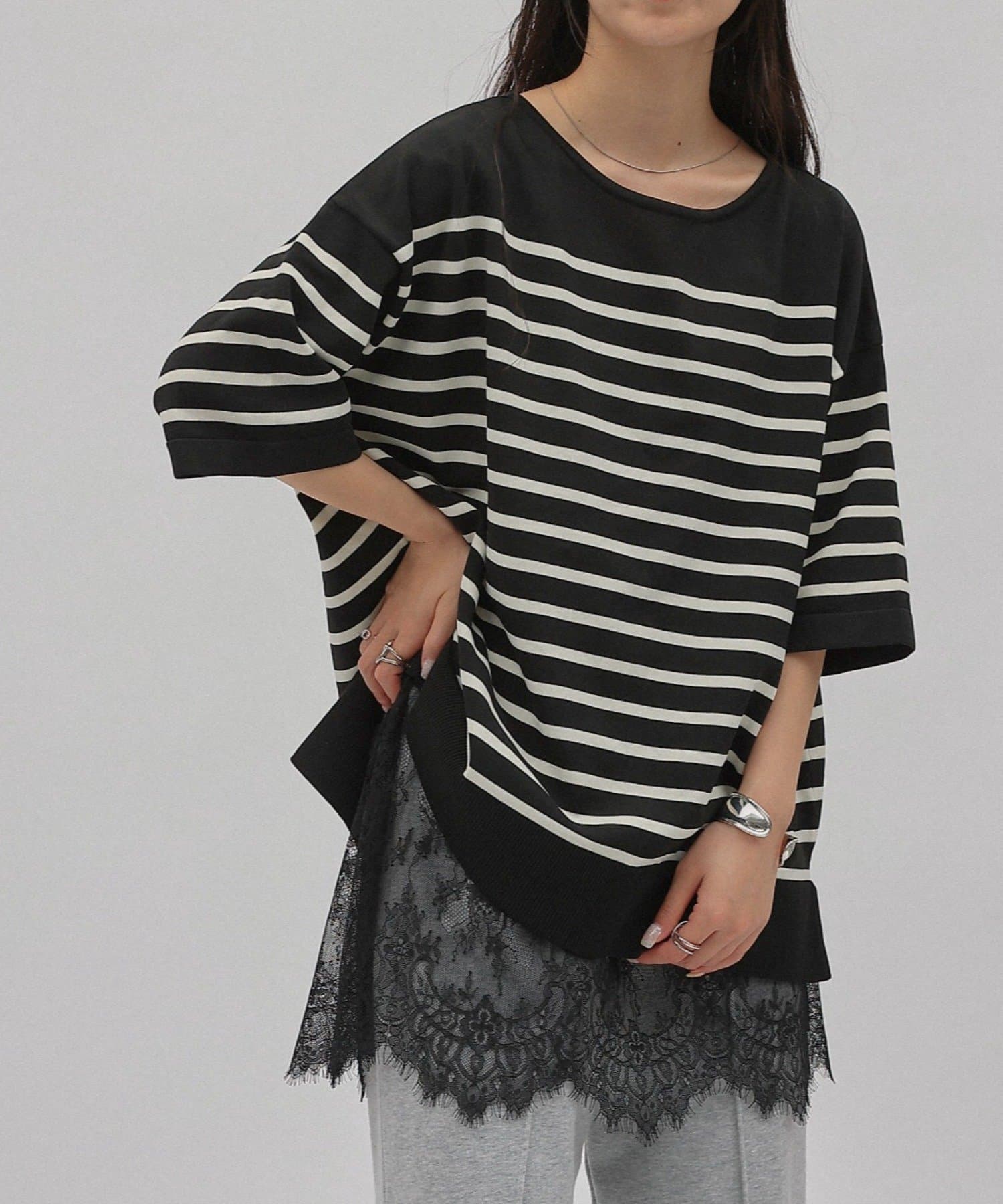 COLONY 2139(コロニー トゥーワンスリーナイン) エステルヤーンゆるシルエット半袖プルオーバー