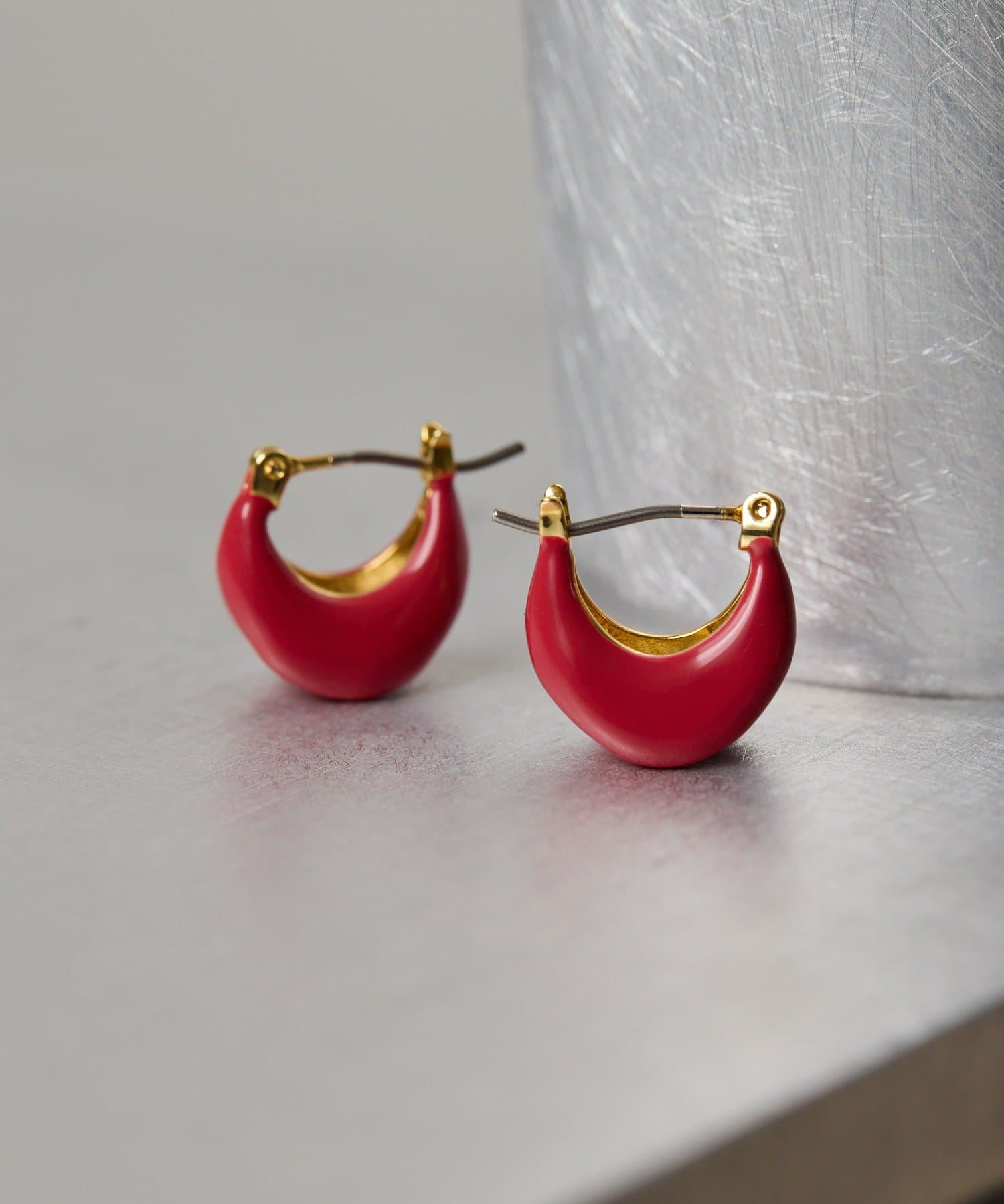 ear PAPILLONNER(イア パピヨネ) アクセントカラーピアス