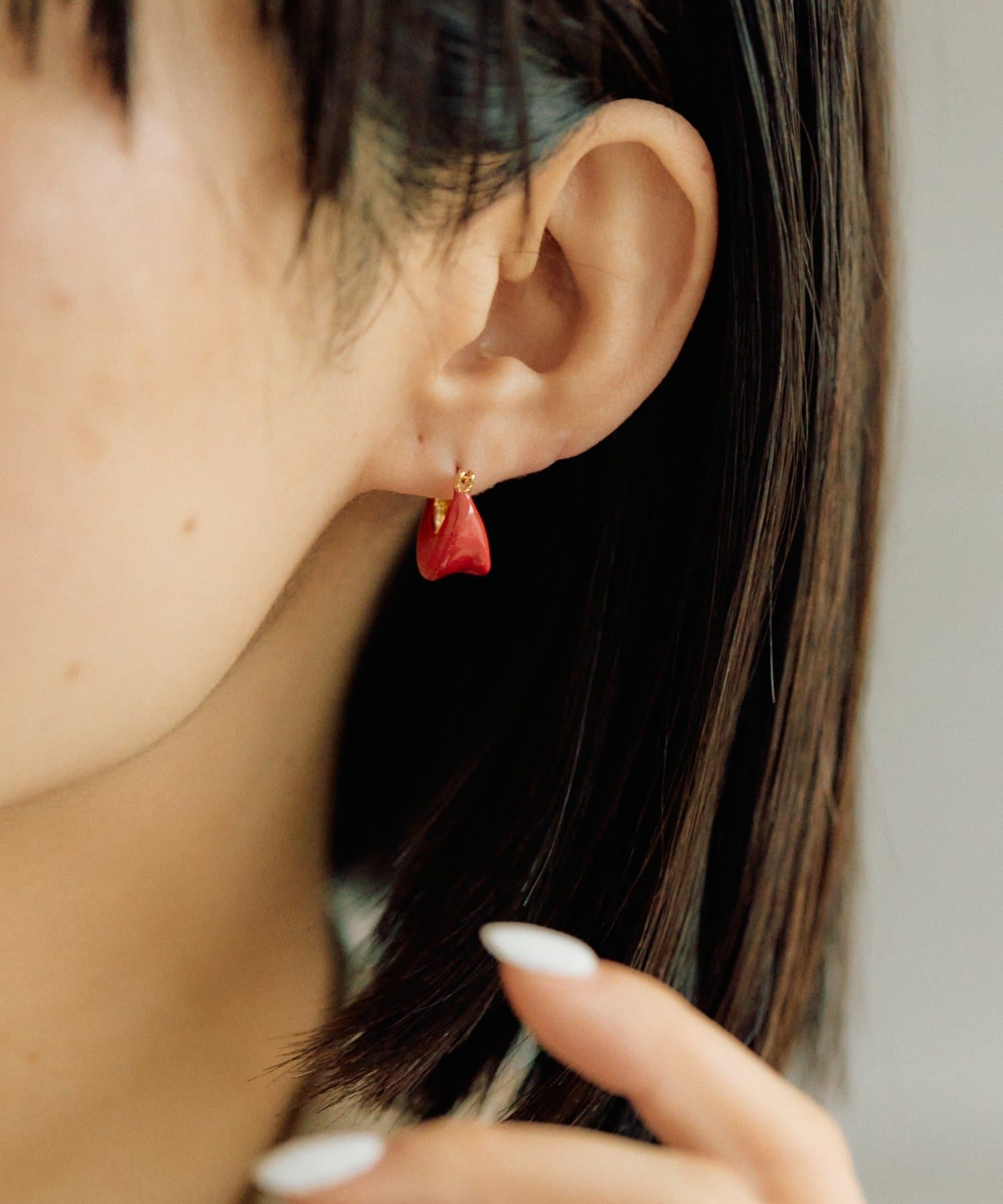 ear PAPILLONNER(イア パピヨネ) アクセントカラーピアス