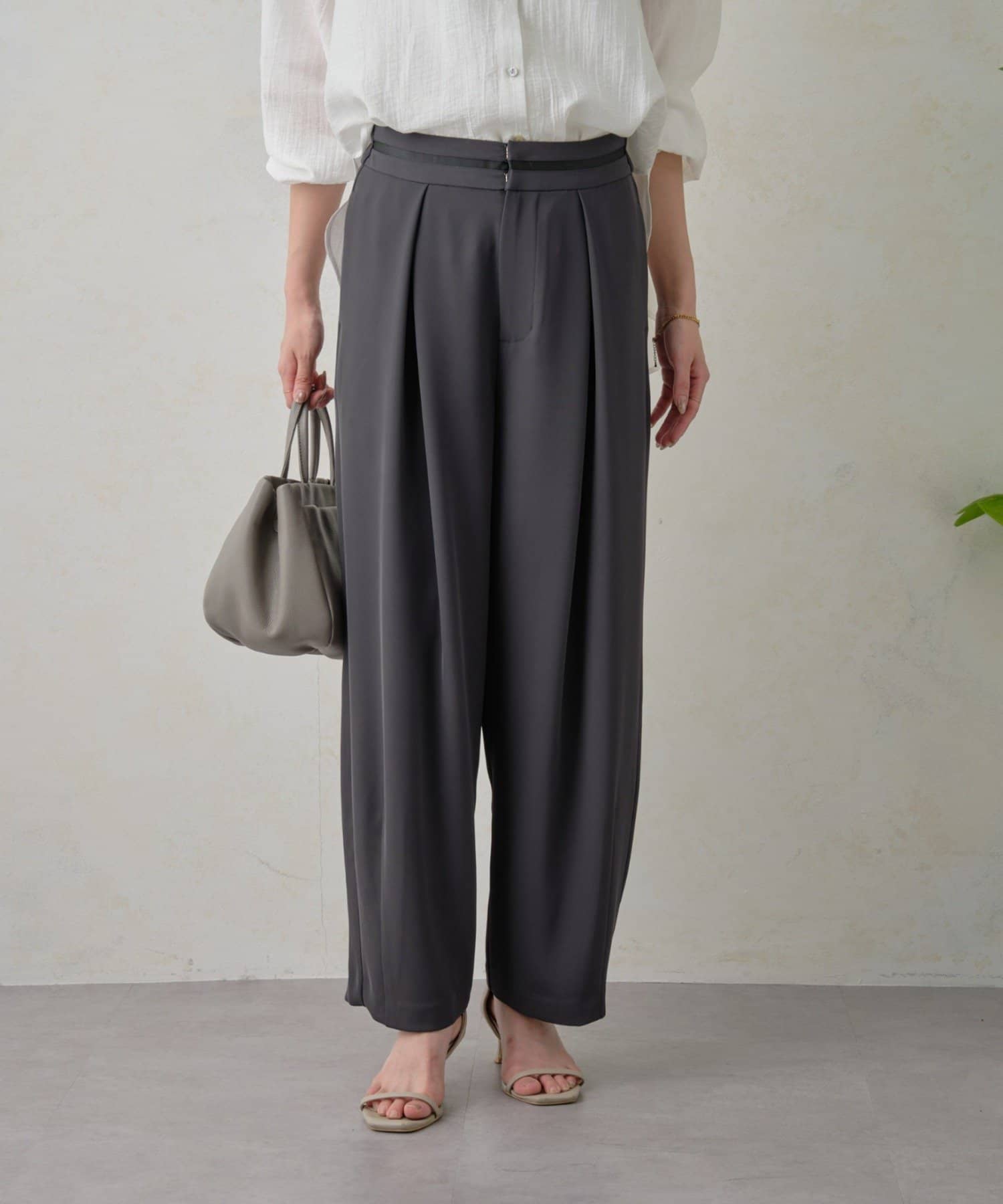 Jena　espace merveilleux(ジェナ　エスパスメルヴェイユ) ウエストライントロミパンツ