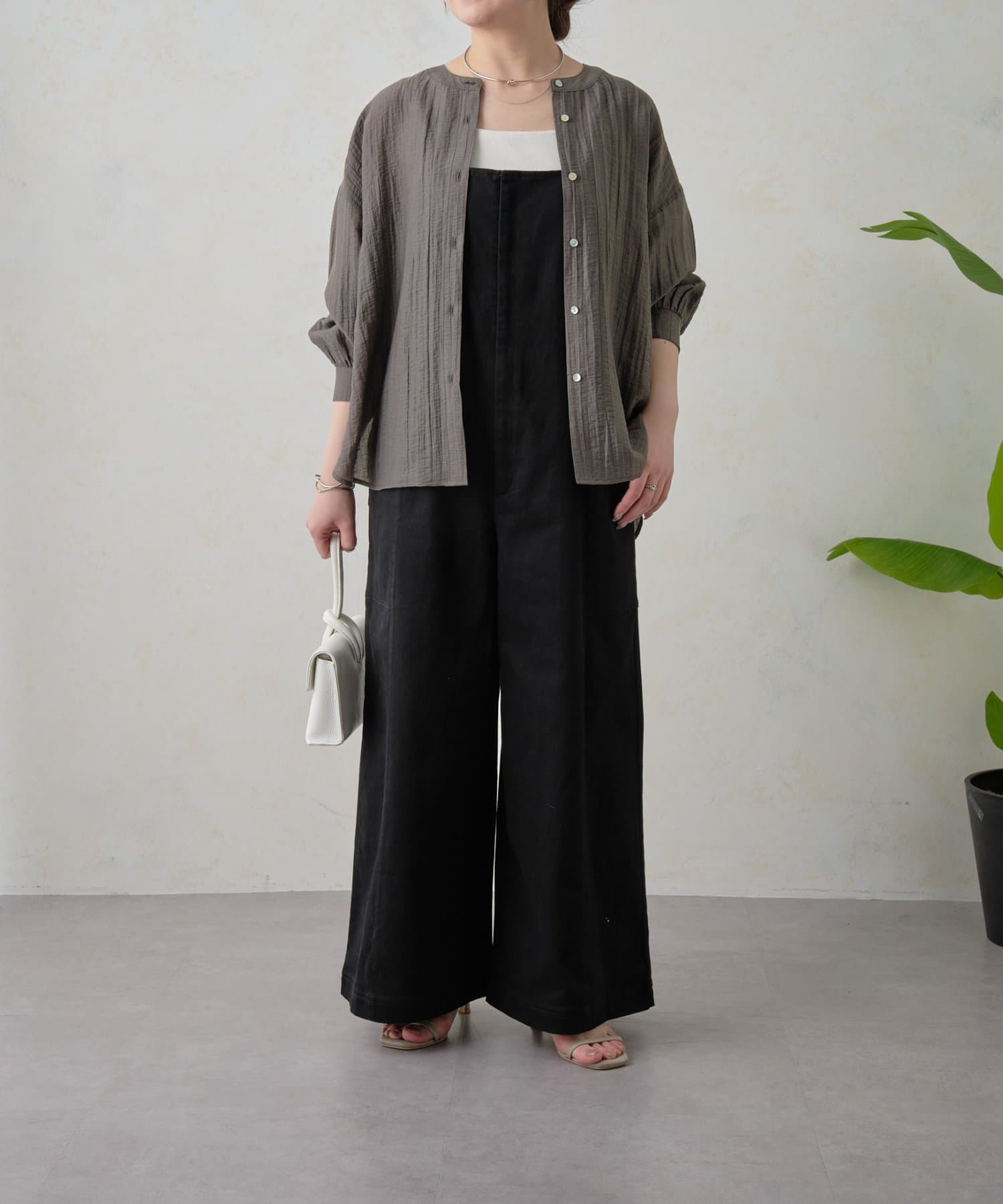 Jena　espace merveilleux(ジェナ　エスパスメルヴェイユ) バックギャザーシアーシャツ