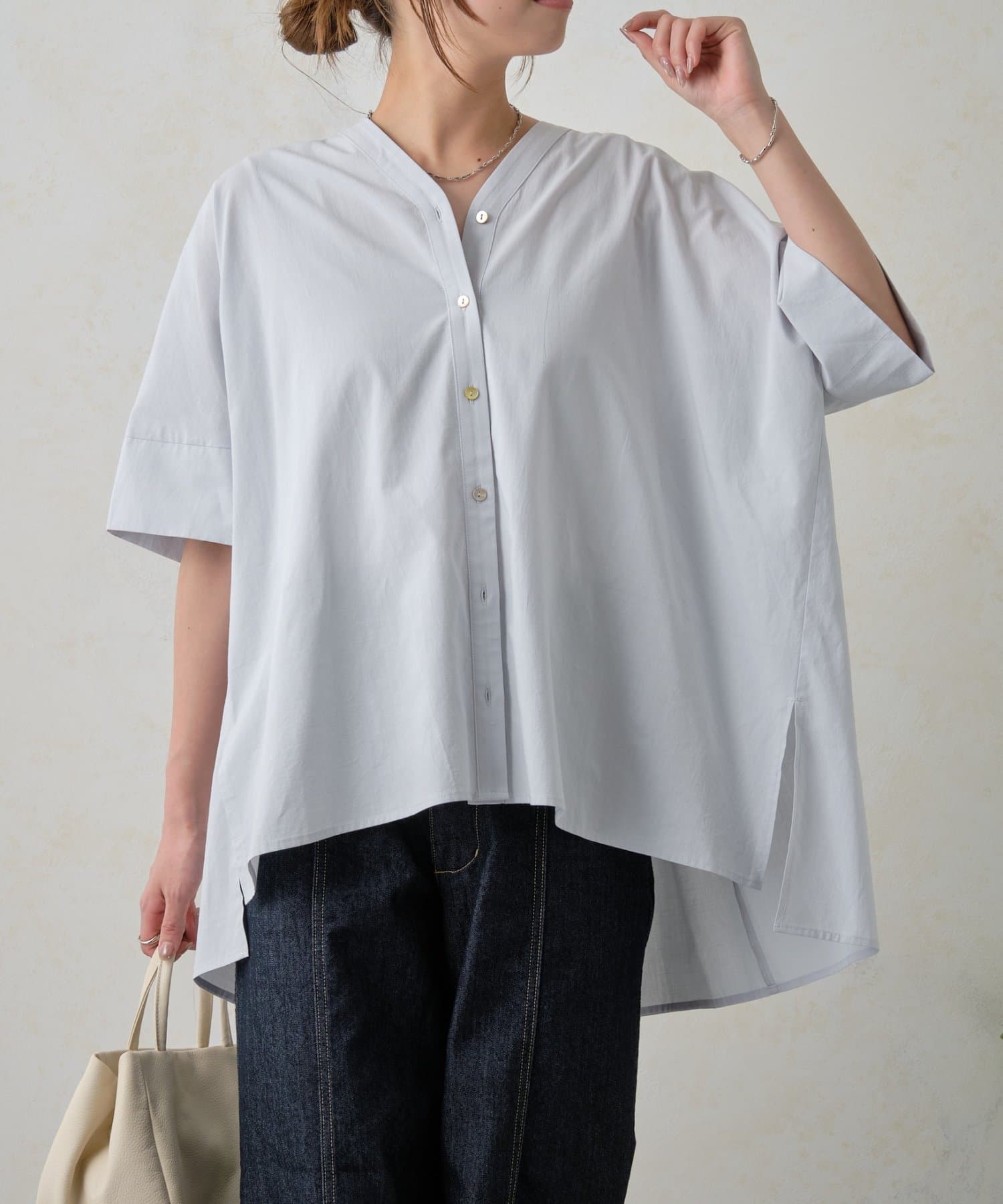 Jena　espace merveilleux(ジェナ　エスパスメルヴェイユ) バックピンタックシャツ