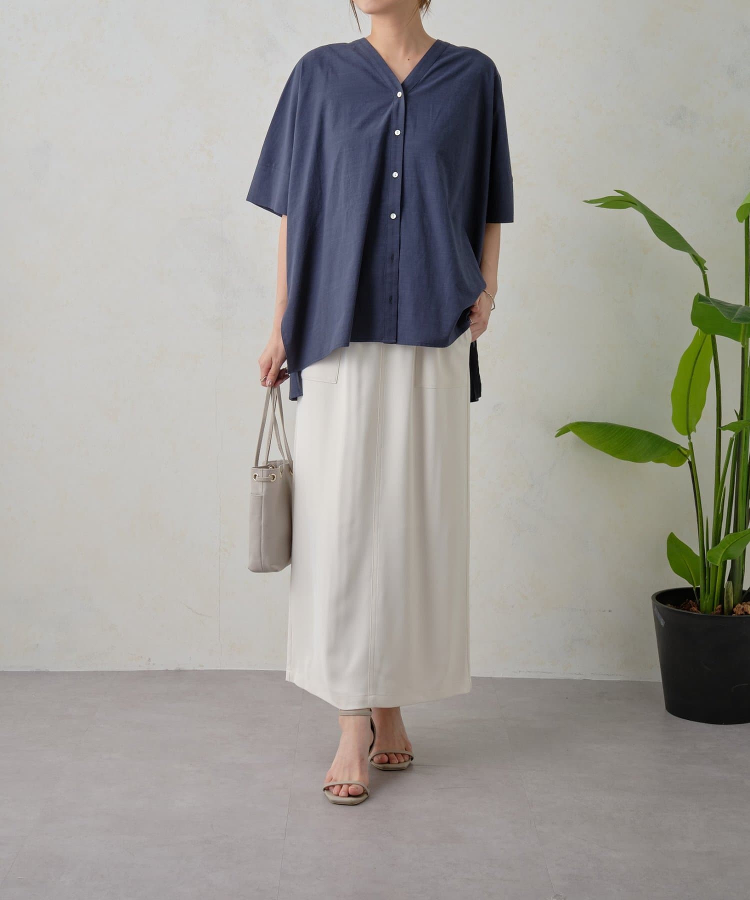 Jena　espace merveilleux(ジェナ　エスパスメルヴェイユ) バックピンタックシャツ