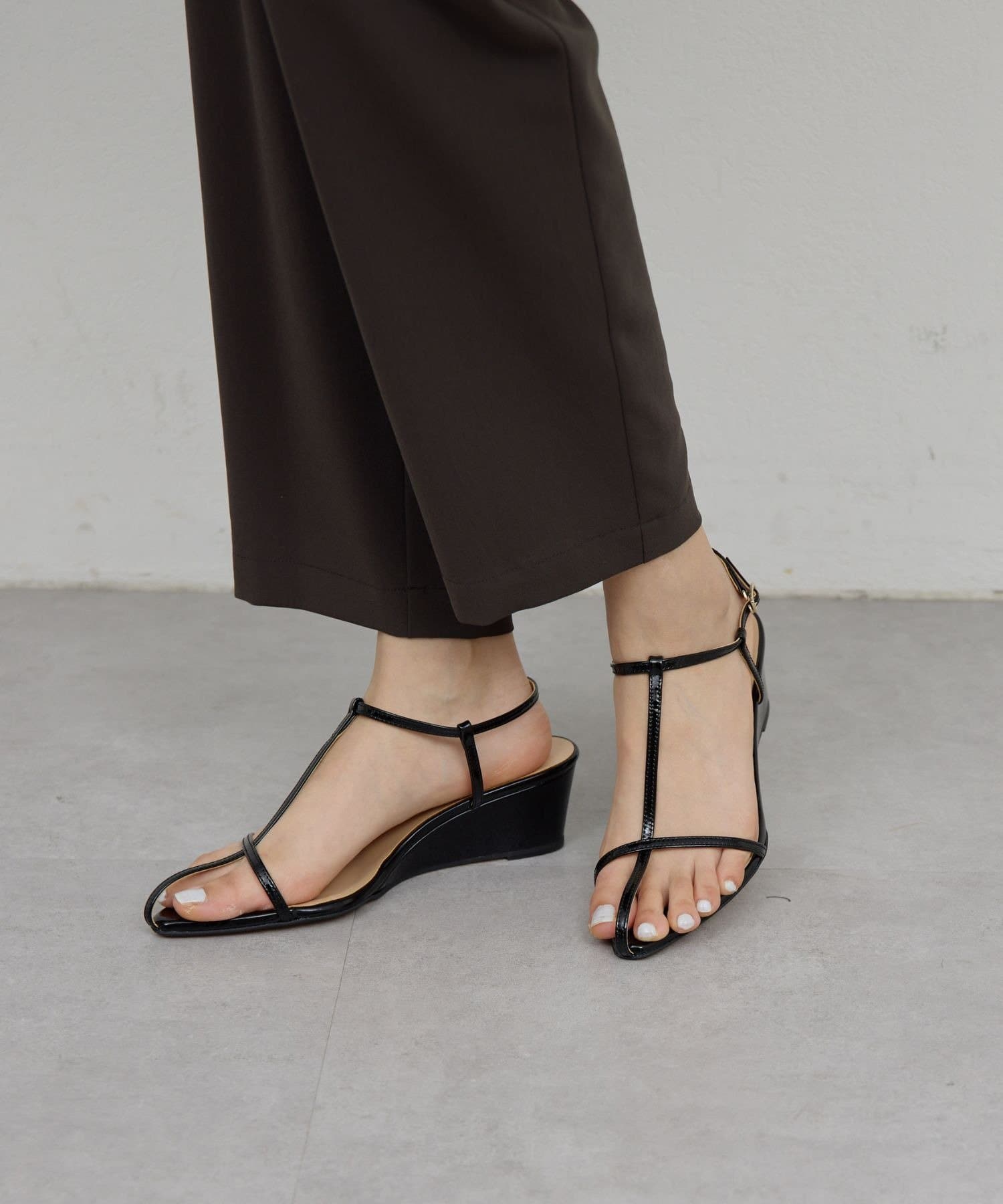 GALLARDAGALANTE(ガリャルダガランテ) 【2.718】ナローストラップサンダル