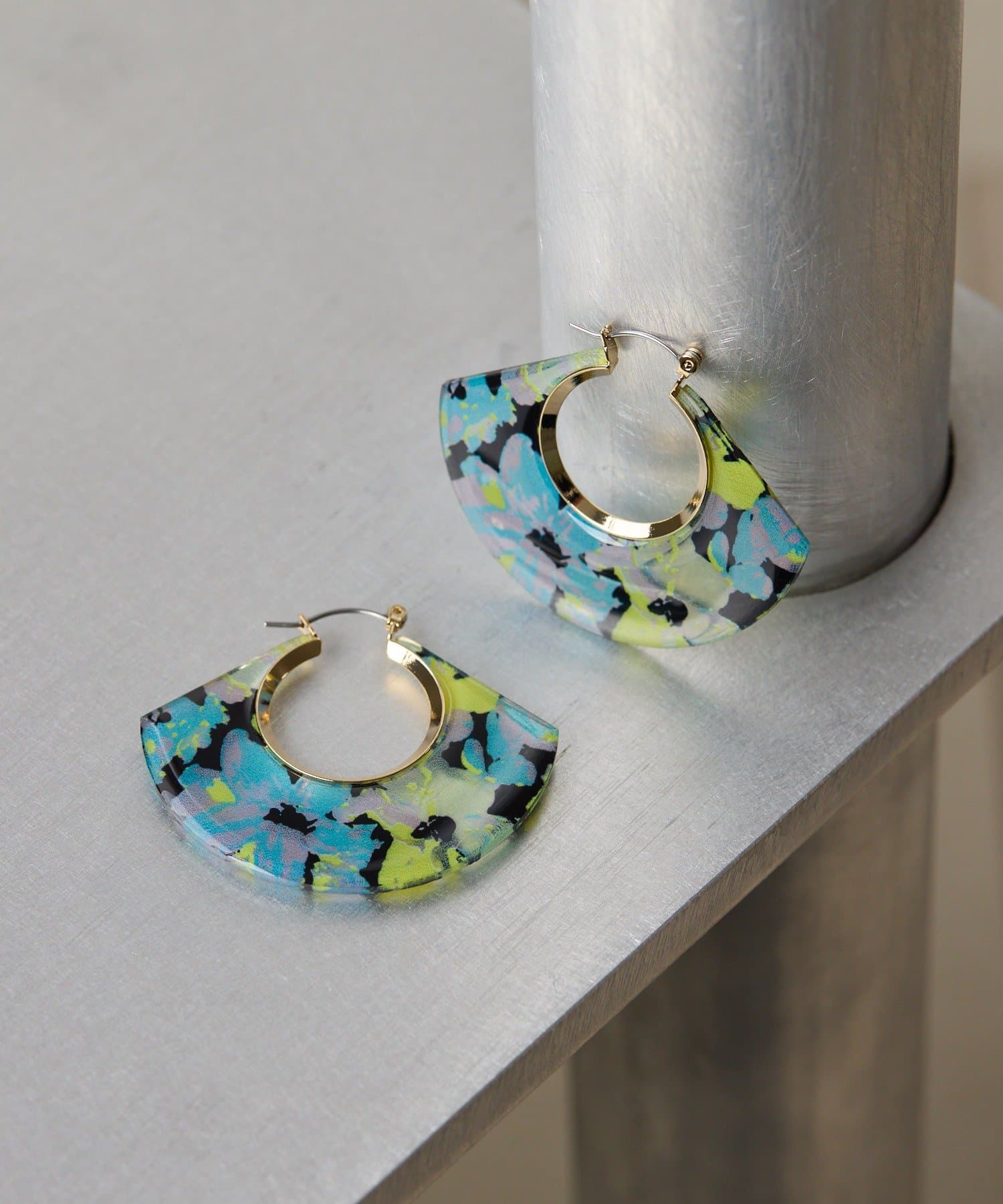 ear PAPILLONNER(イア パピヨネ) 《WEB限定》フローラルパターンピアス