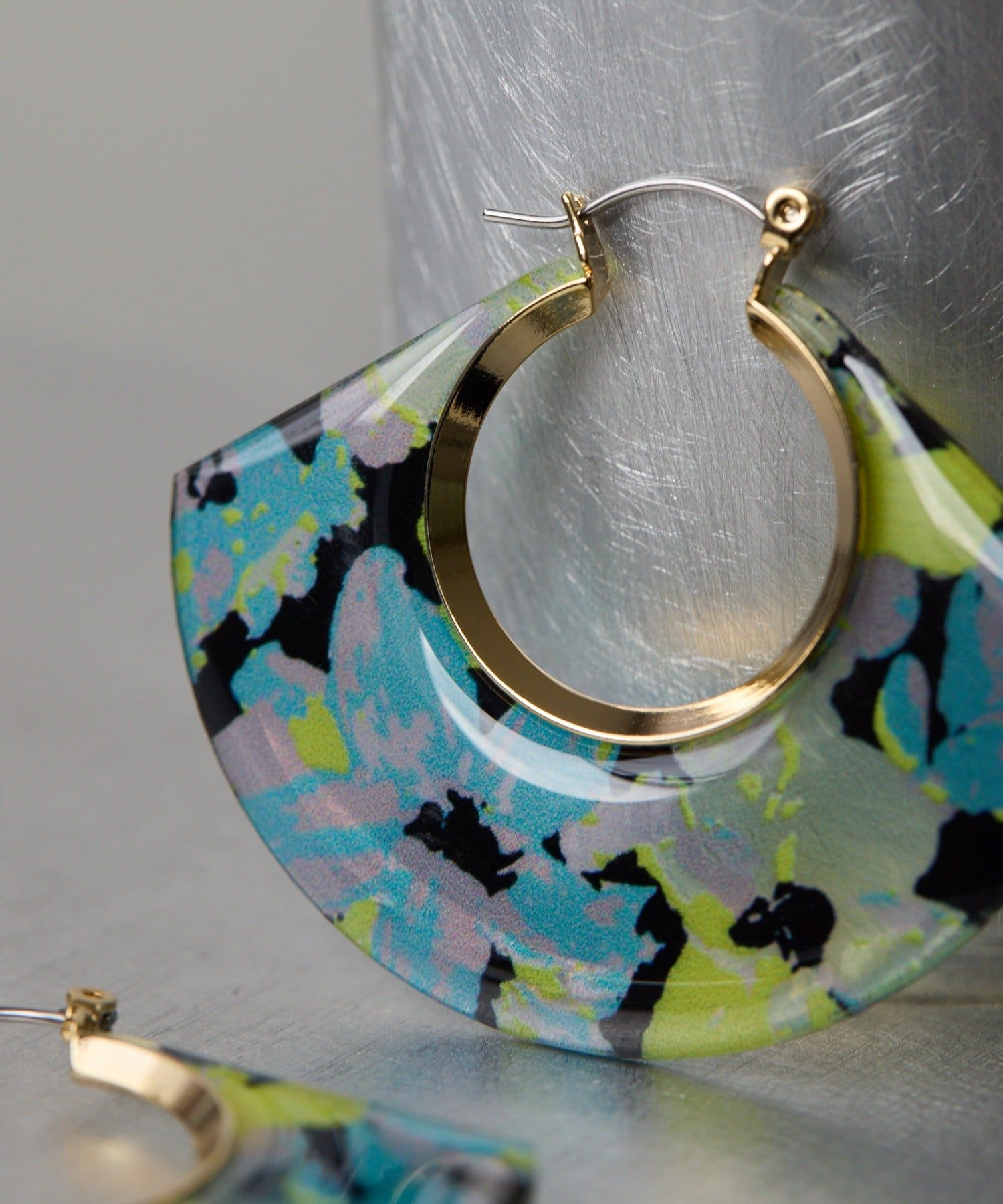 ear PAPILLONNER(イア パピヨネ) 《WEB限定》フローラルパターンピアス